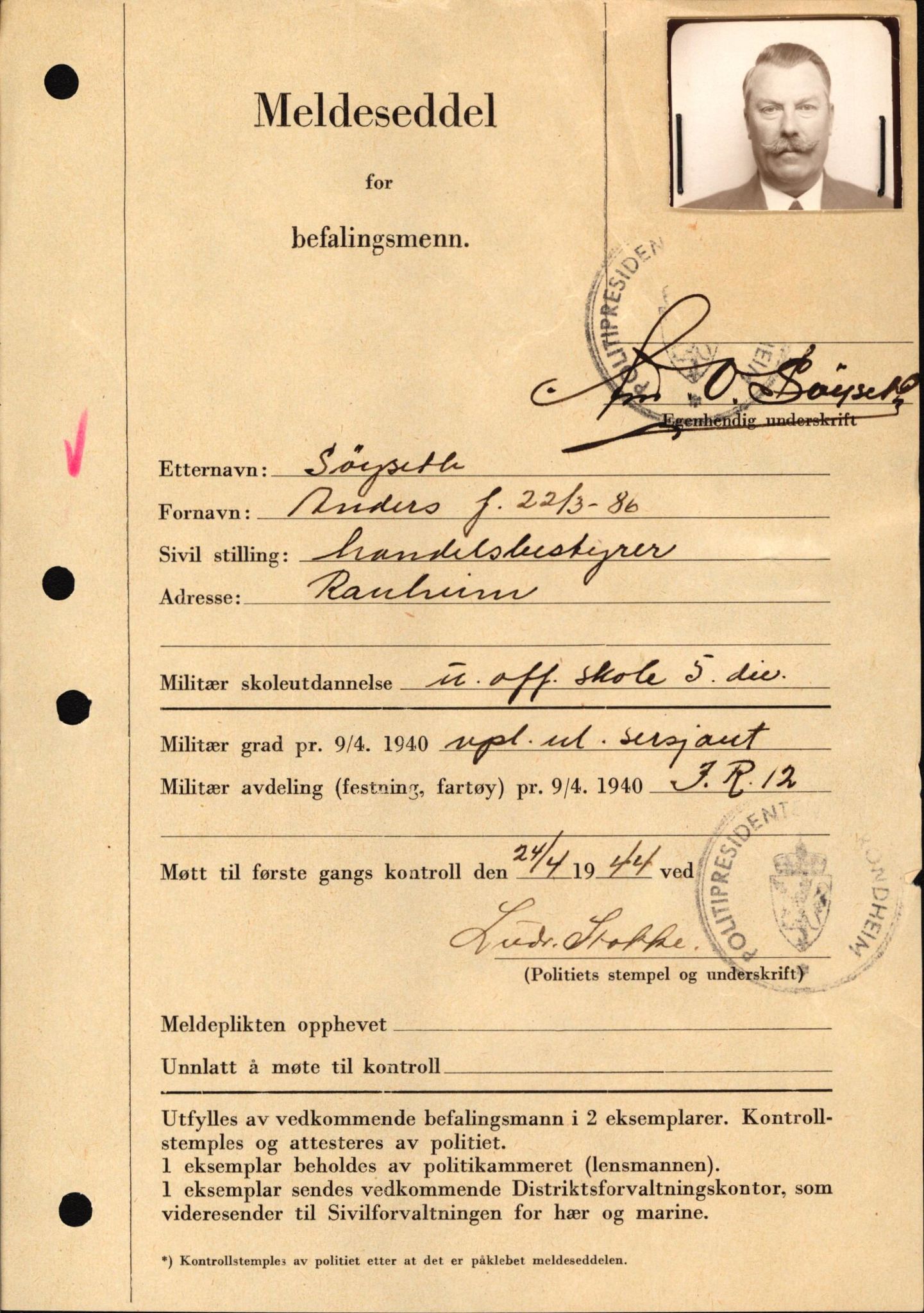 Forsvaret, Forsvarets krigshistoriske avdeling, AV/RA-RAFA-2017/Y/Yf/L0209: II-C-11-2121  -  Okkupasjonstiden.  Meldesedler for befal med foto og oppl. om militær grad 9. apr. 1940., 1944-1945, s. 1032