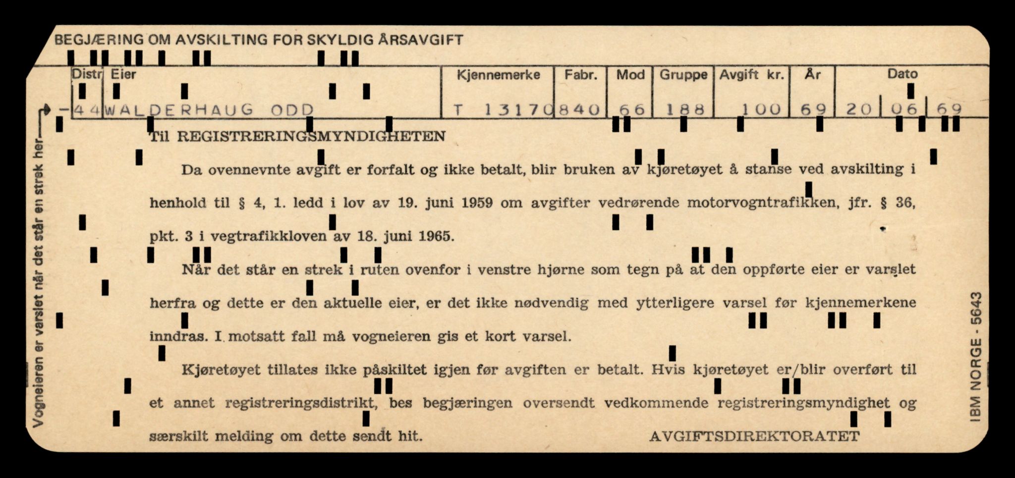 Møre og Romsdal vegkontor - Ålesund trafikkstasjon, AV/SAT-A-4099/F/Fe/L0037: Registreringskort for kjøretøy T 13031 - T 13179, 1927-1998, s. 2692