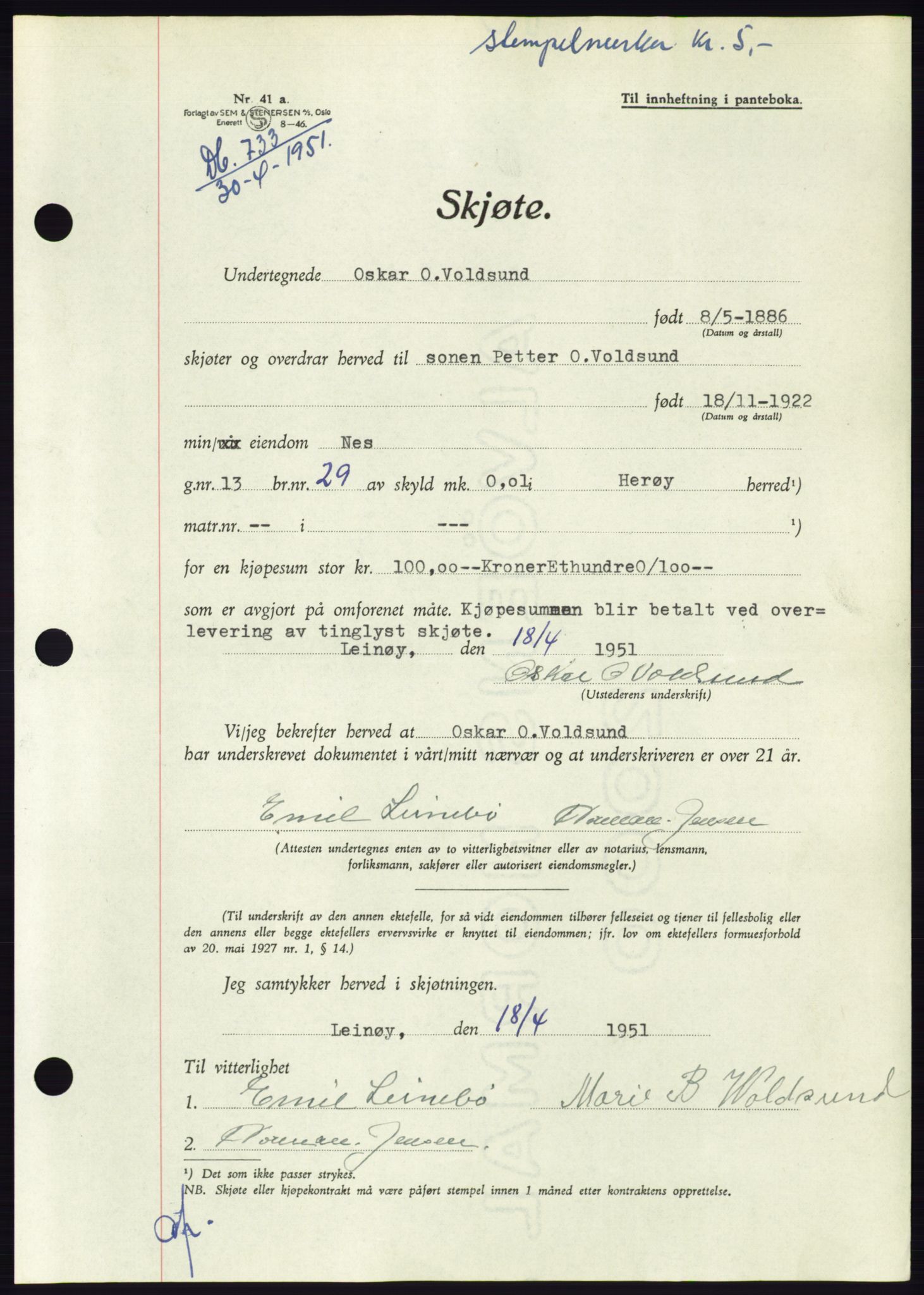 Søre Sunnmøre sorenskriveri, SAT/A-4122/1/2/2C/L0089: Pantebok nr. 15A, 1951-1951, Dagboknr: 733/1951