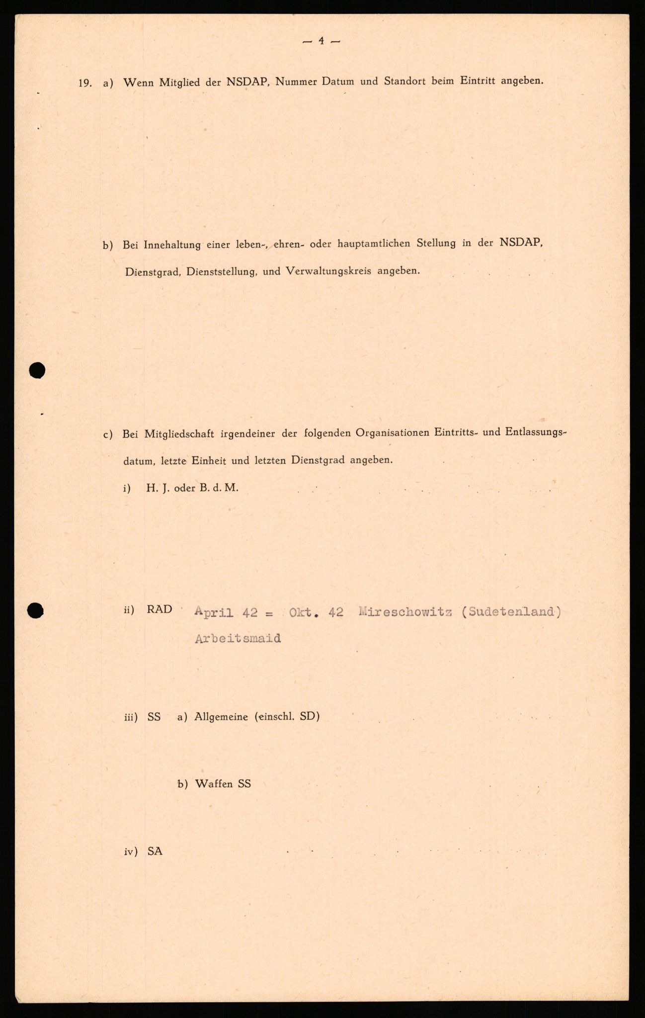 Forsvaret, Forsvarets overkommando II, RA/RAFA-3915/D/Db/L0033: CI Questionaires. Tyske okkupasjonsstyrker i Norge. Tyskere., 1945-1946, s. 459