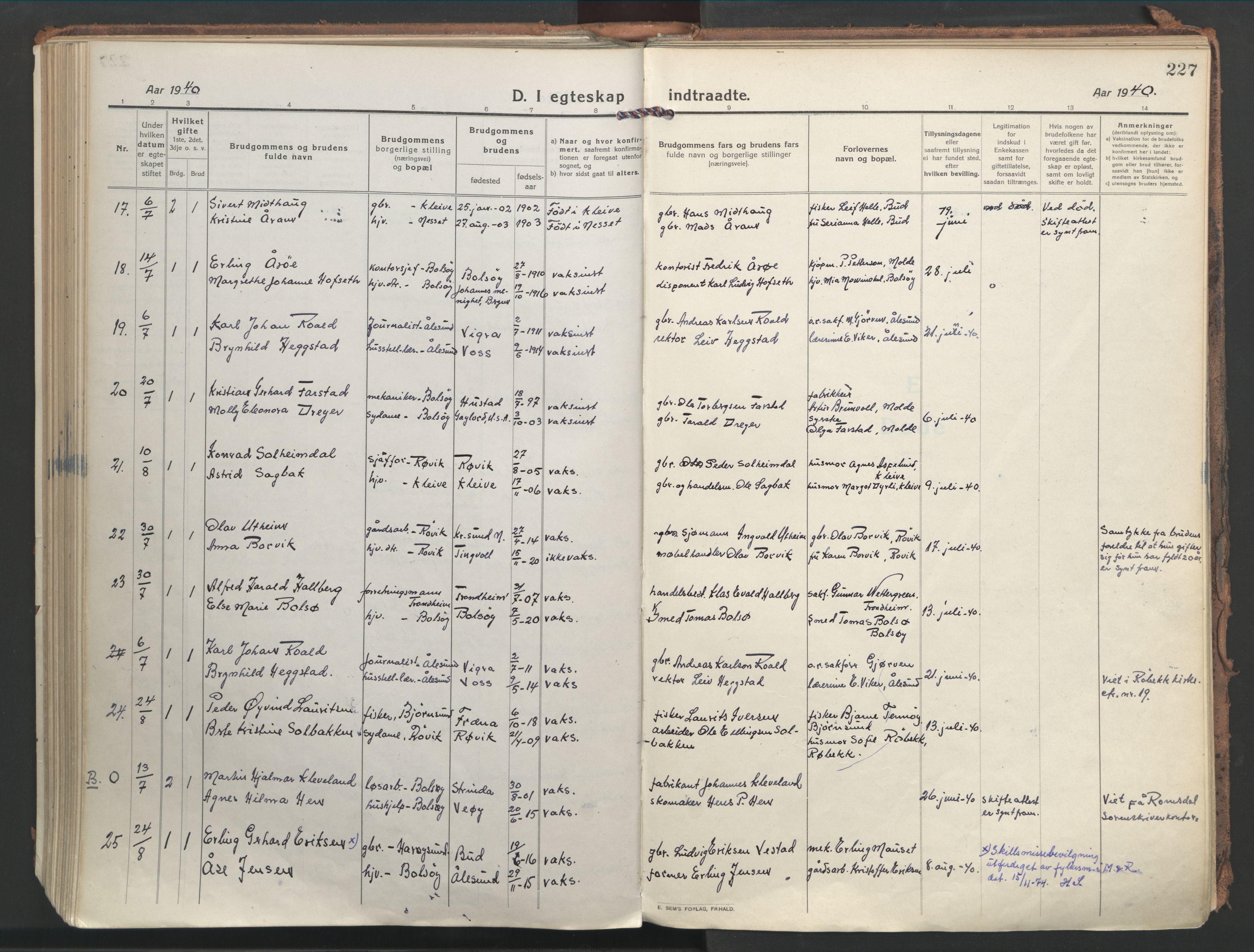 Ministerialprotokoller, klokkerbøker og fødselsregistre - Møre og Romsdal, SAT/A-1454/555/L0659: Ministerialbok nr. 555A10, 1917-1971, s. 227