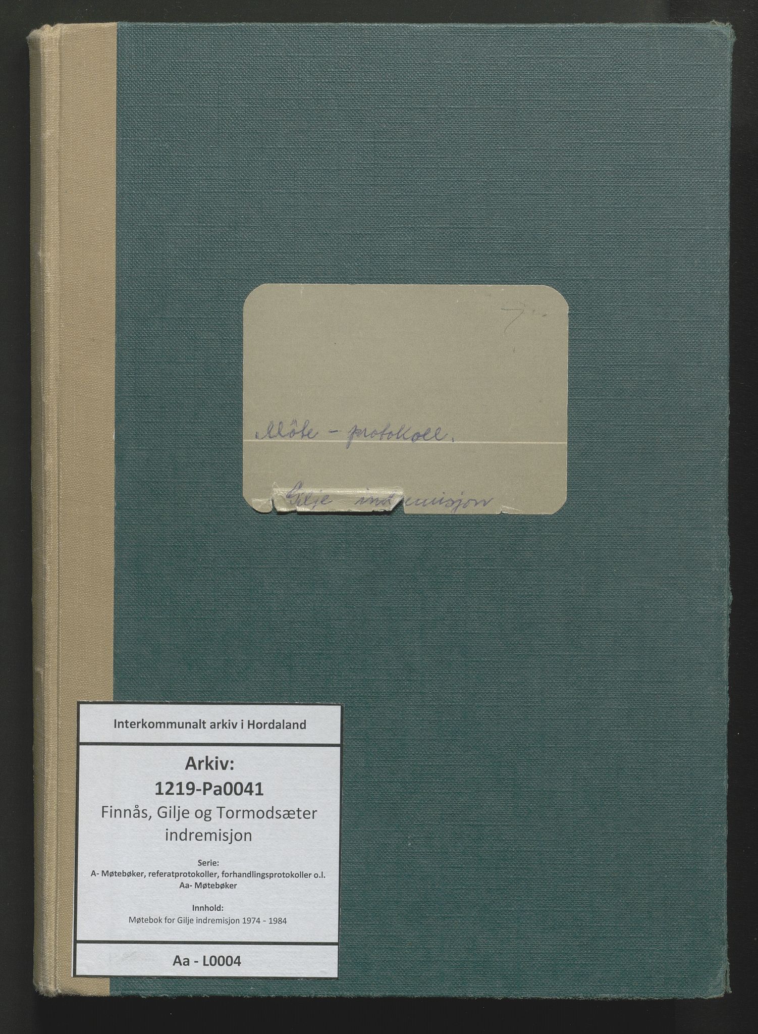 Finnås, Gilje og Tormodsæter indremisjon, IKAH/1219-Pa0041/A/Aa/L0004: Møtebok for Gilje indremisjon, 1974-1984