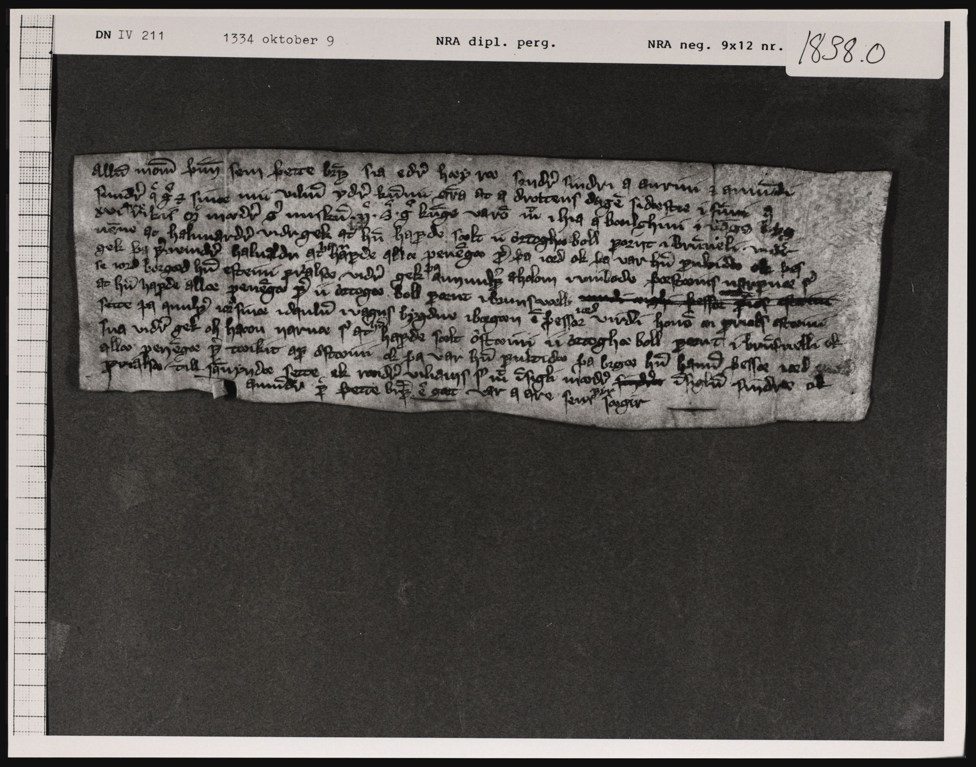 Riksarkivets diplomsamling, AV/RA-EA-5965/F01/F01a/L0033: Dokumenter, 1334, s. 9