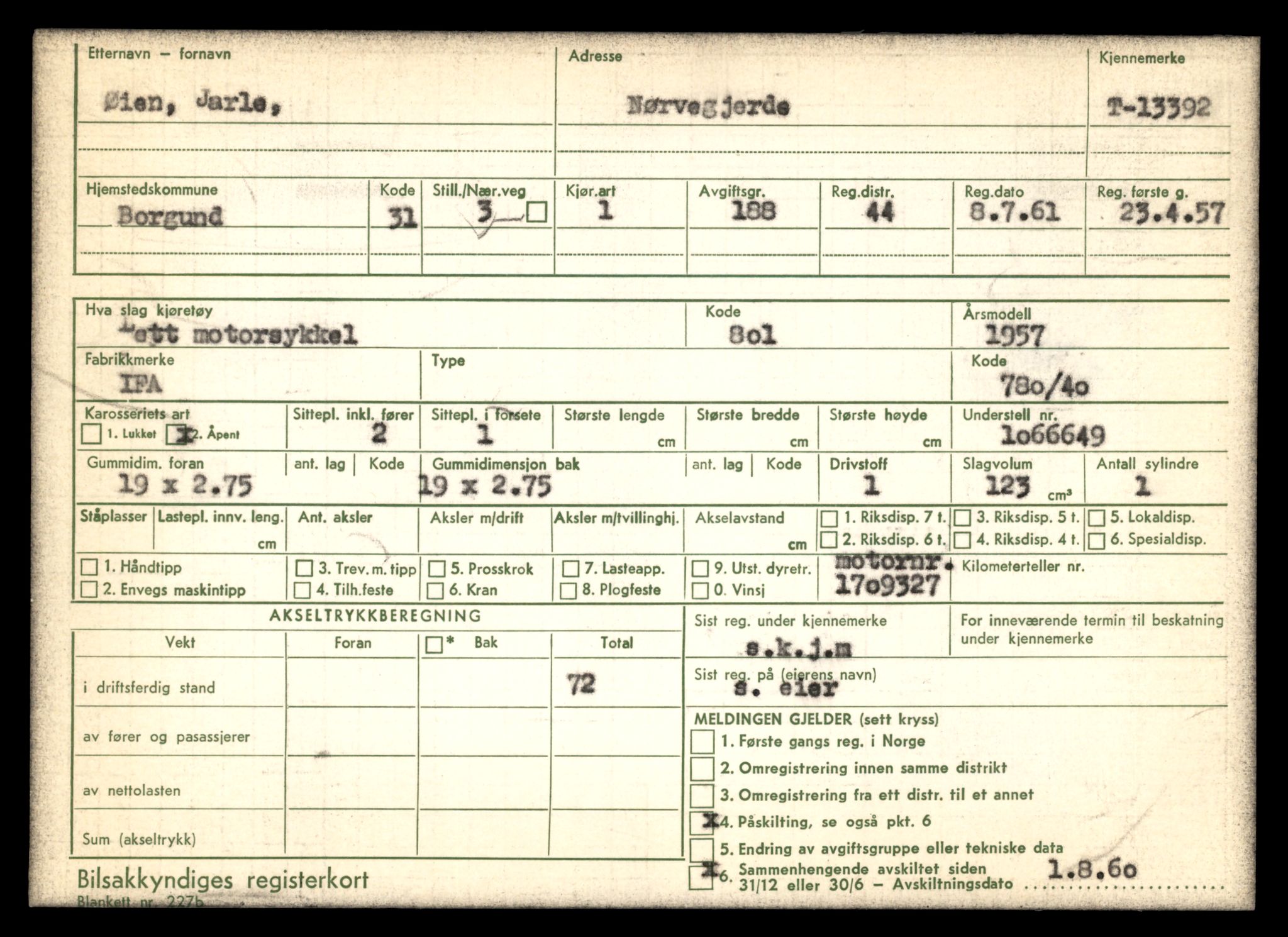 Møre og Romsdal vegkontor - Ålesund trafikkstasjon, AV/SAT-A-4099/F/Fe/L0039: Registreringskort for kjøretøy T 13361 - T 13530, 1927-1998, s. 501