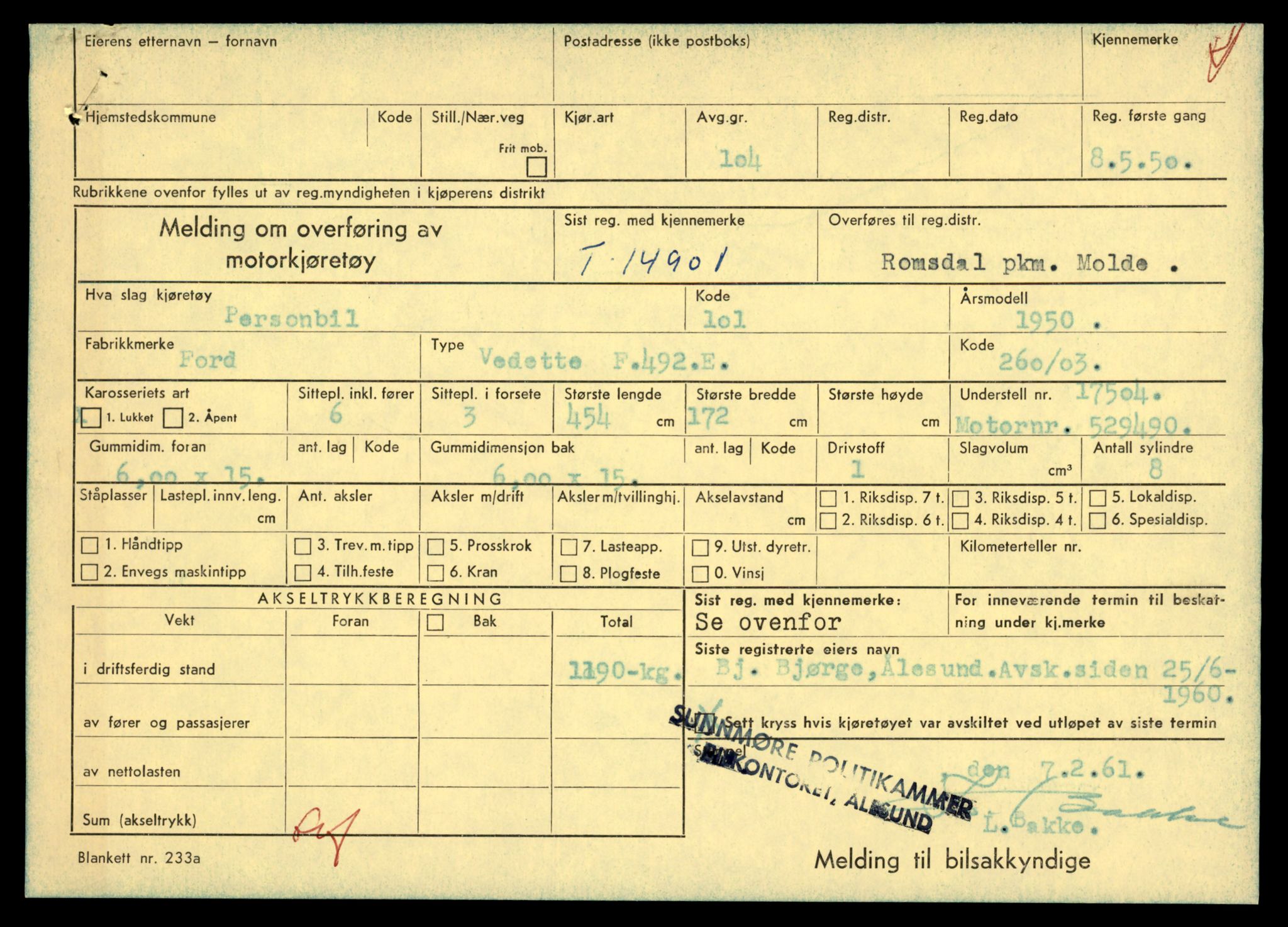 Møre og Romsdal vegkontor - Ålesund trafikkstasjon, AV/SAT-A-4099/F/Fe/L0049: Registreringskort for kjøretøy T 14864 - T 18613, 1927-1998, s. 869
