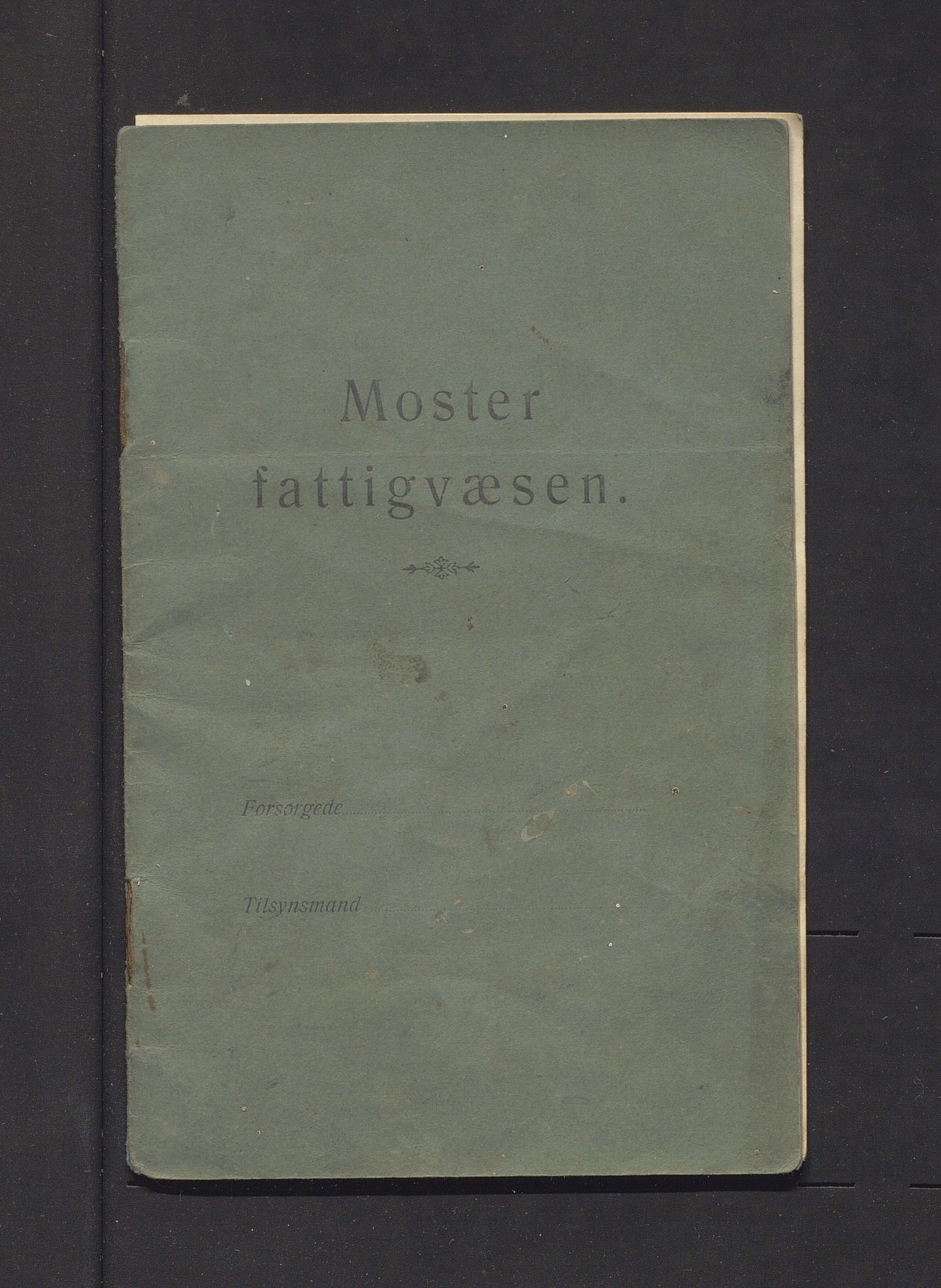 Moster kommune. Fattigkassen, IKAH/1218b-121.2/R/Ra/Raa/L0001/0003: Årsrekneskap / Rekneskapsbøker for 4 personar som vart understøtta, 1902-1912