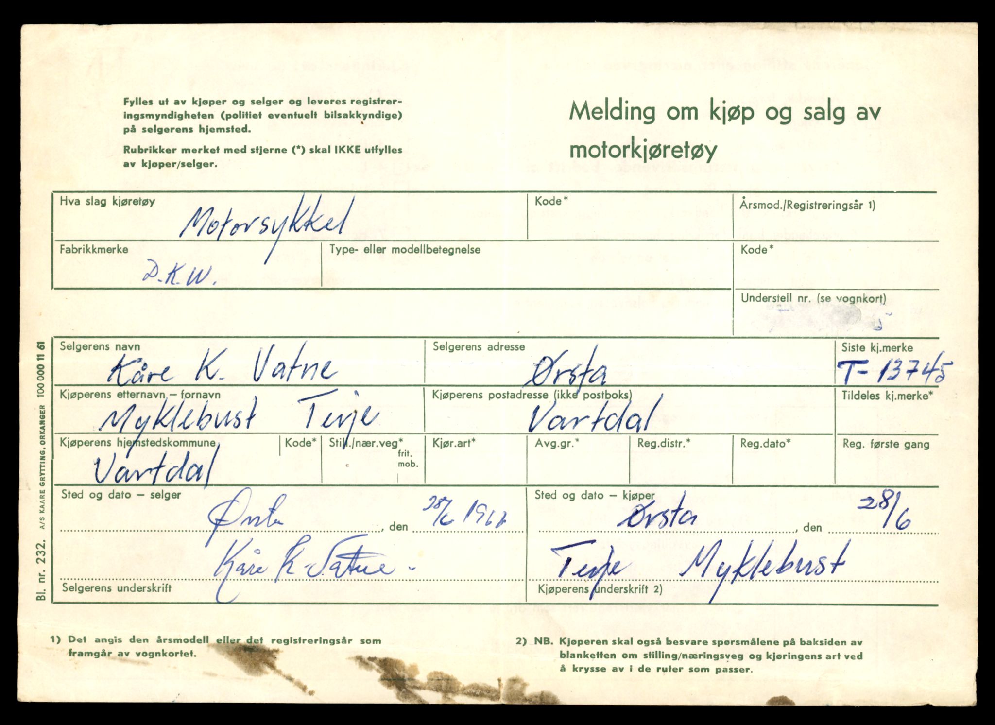 Møre og Romsdal vegkontor - Ålesund trafikkstasjon, AV/SAT-A-4099/F/Fe/L0041: Registreringskort for kjøretøy T 13710 - T 13905, 1927-1998, s. 641