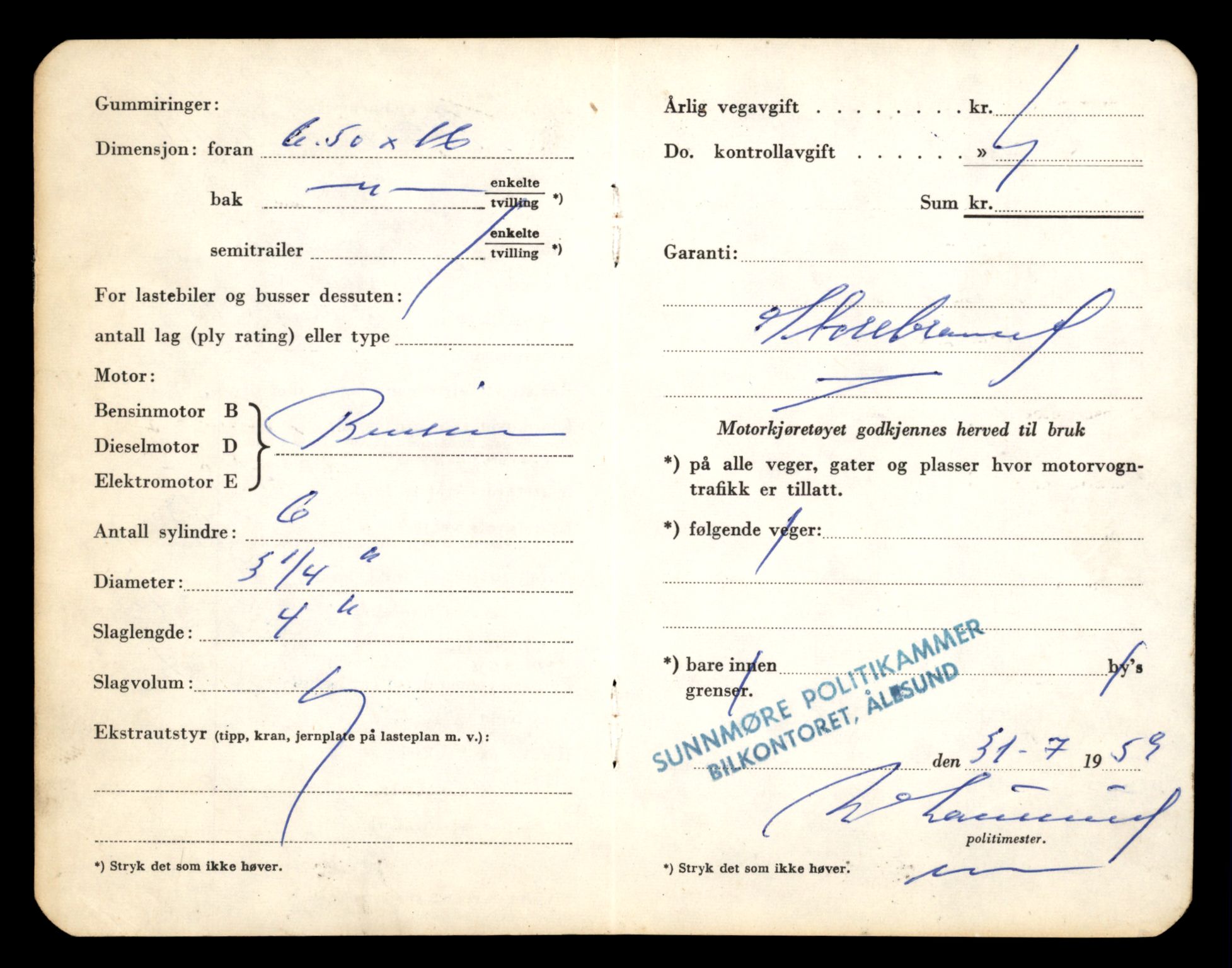 Møre og Romsdal vegkontor - Ålesund trafikkstasjon, SAT/A-4099/F/Fe/L0046: Registreringskort for kjøretøy T 14445 - T 14579, 1927-1998