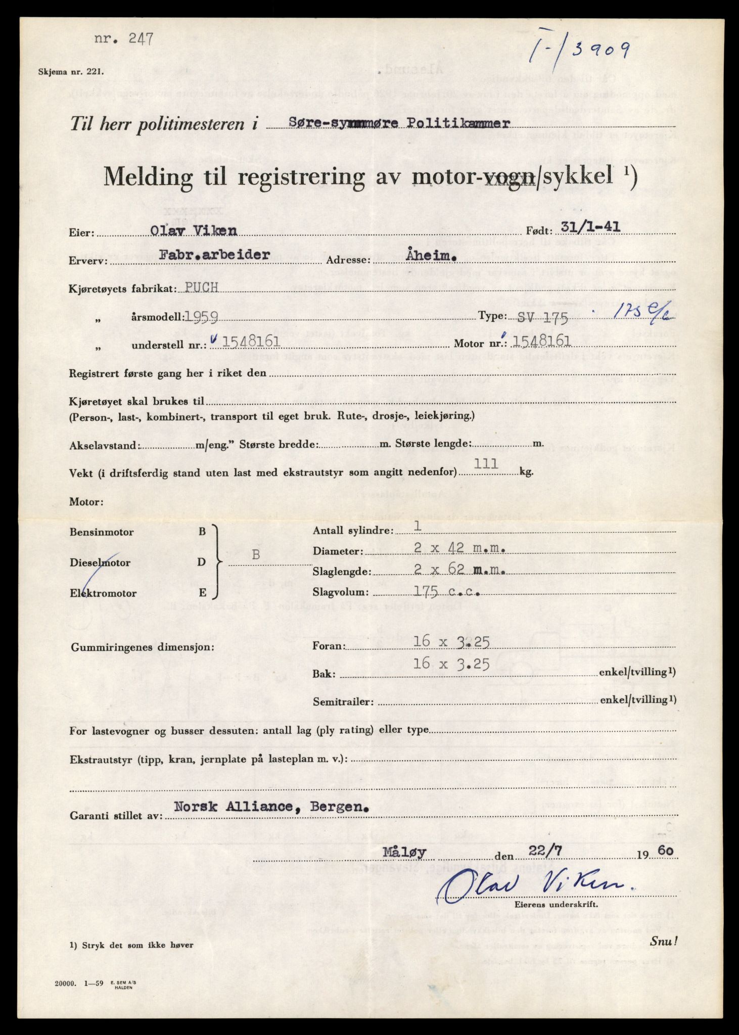Møre og Romsdal vegkontor - Ålesund trafikkstasjon, AV/SAT-A-4099/F/Fe/L0042: Registreringskort for kjøretøy T 13906 - T 14079, 1927-1998, s. 63
