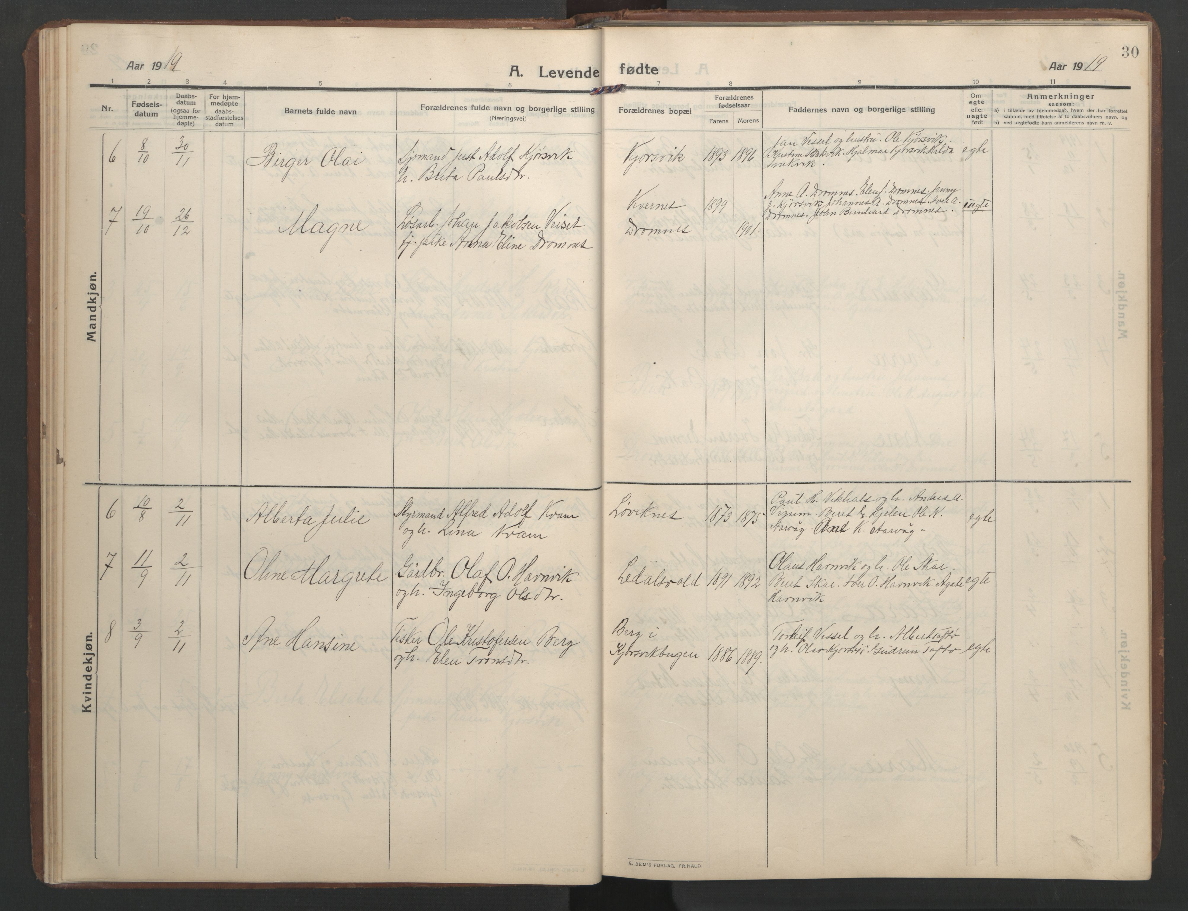 Ministerialprotokoller, klokkerbøker og fødselsregistre - Møre og Romsdal, AV/SAT-A-1454/579/L0919: Klokkerbok nr. 579C01, 1909-1957, s. 30