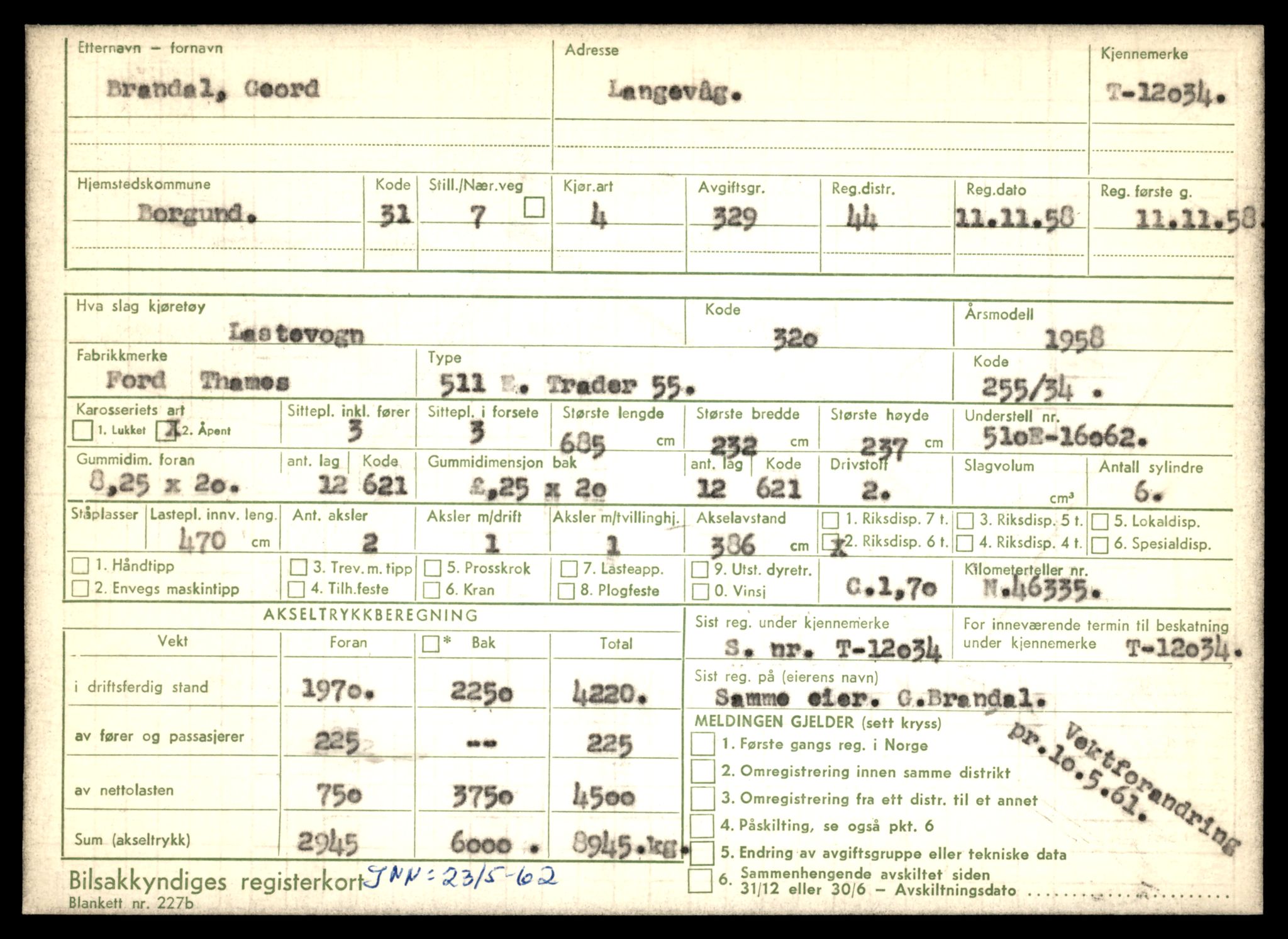 Møre og Romsdal vegkontor - Ålesund trafikkstasjon, AV/SAT-A-4099/F/Fe/L0032: Registreringskort for kjøretøy T 11997 - T 12149, 1927-1998, s. 1161