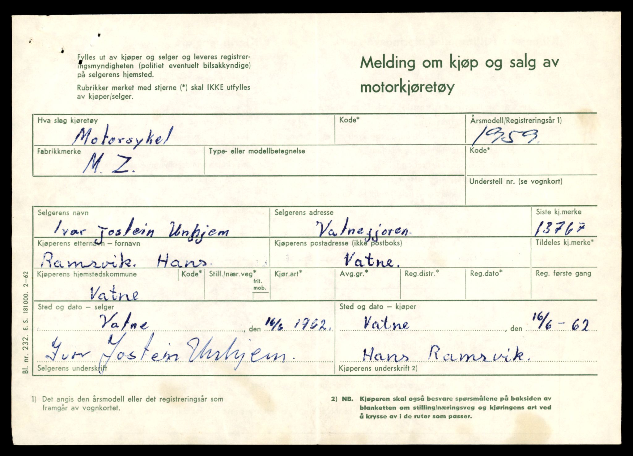 Møre og Romsdal vegkontor - Ålesund trafikkstasjon, AV/SAT-A-4099/F/Fe/L0041: Registreringskort for kjøretøy T 13710 - T 13905, 1927-1998, s. 993