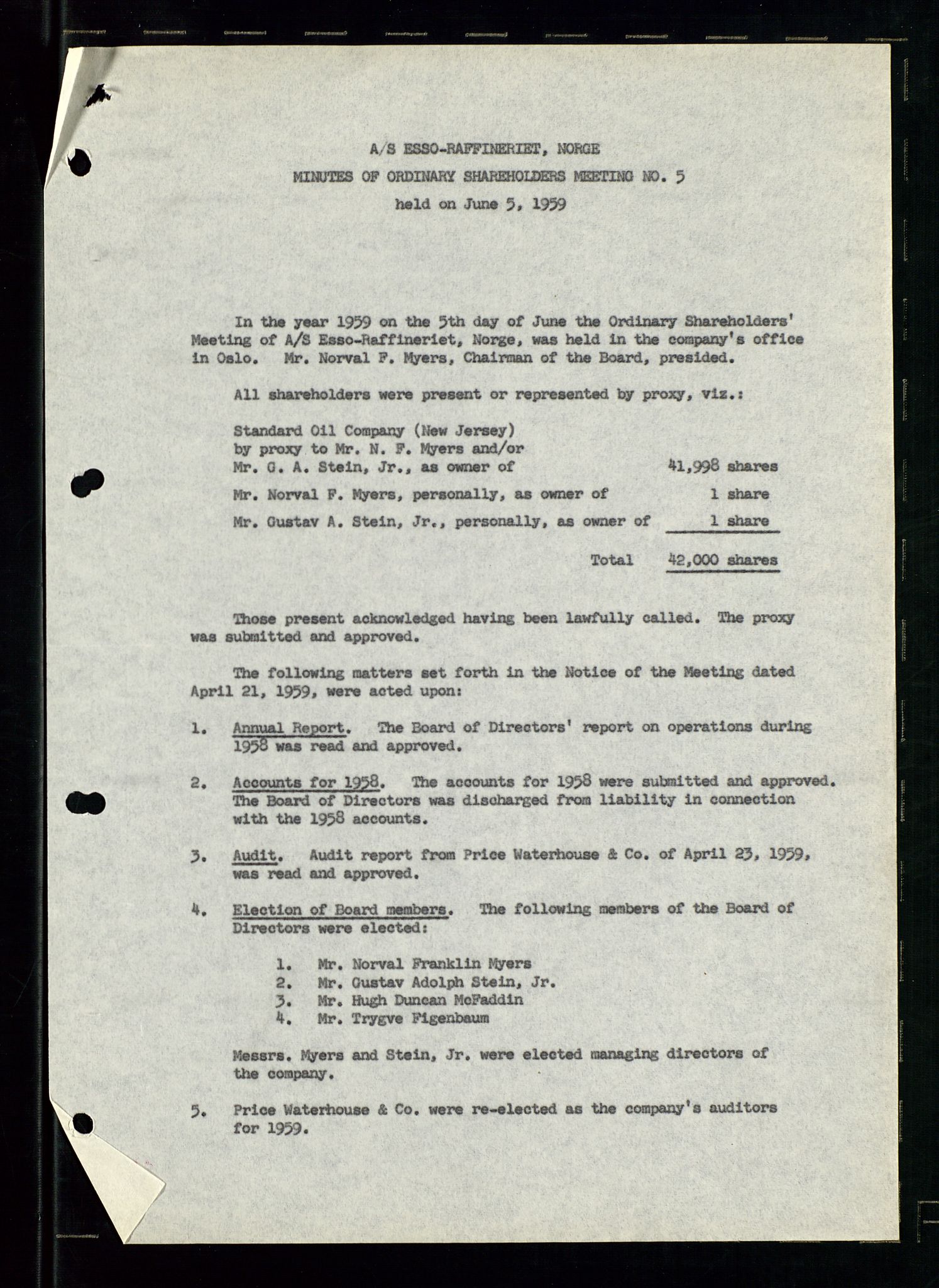 PA 1537 - A/S Essoraffineriet Norge, AV/SAST-A-101957/A/Aa/L0002/0001: Styremøter / Shareholder meetings, Board meeting minutes, 1957-1961, s. 26