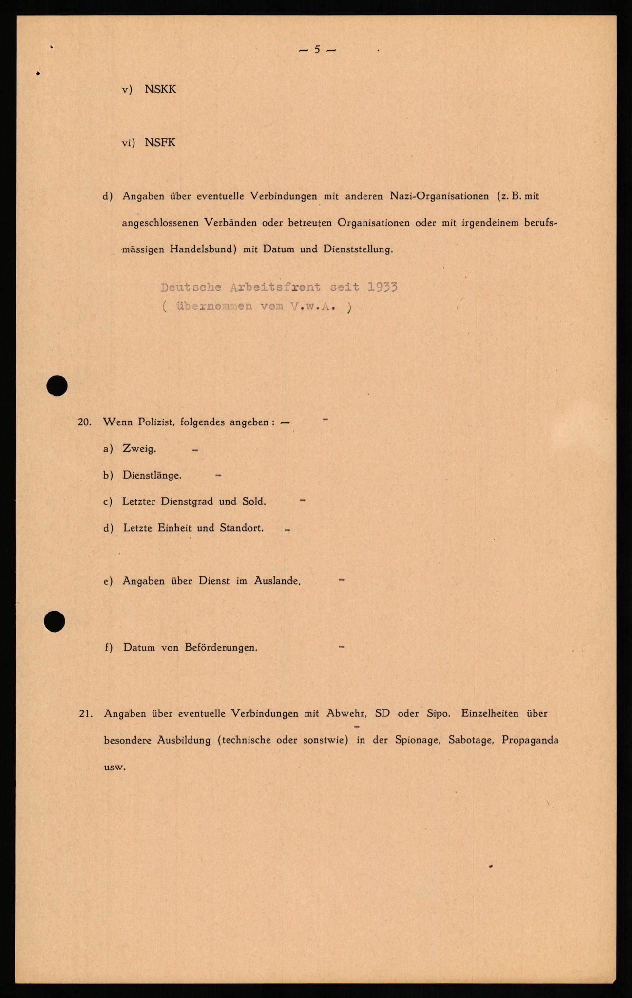 Forsvaret, Forsvarets overkommando II, AV/RA-RAFA-3915/D/Db/L0030: CI Questionaires. Tyske okkupasjonsstyrker i Norge. Tyskere., 1945-1946, s. 452