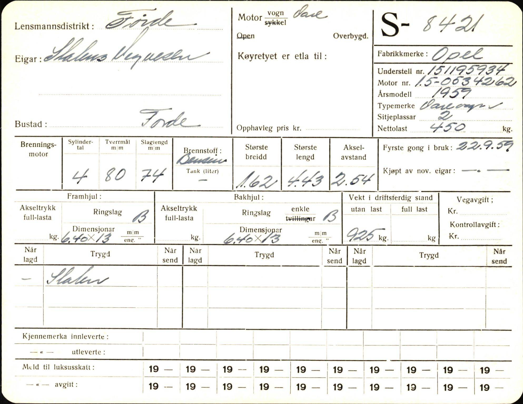 Statens vegvesen, Sogn og Fjordane vegkontor, AV/SAB-A-5301/4/F/L0006: Registerkort utmeldte Fjordane S8300-9500, 1930-1961, s. 197