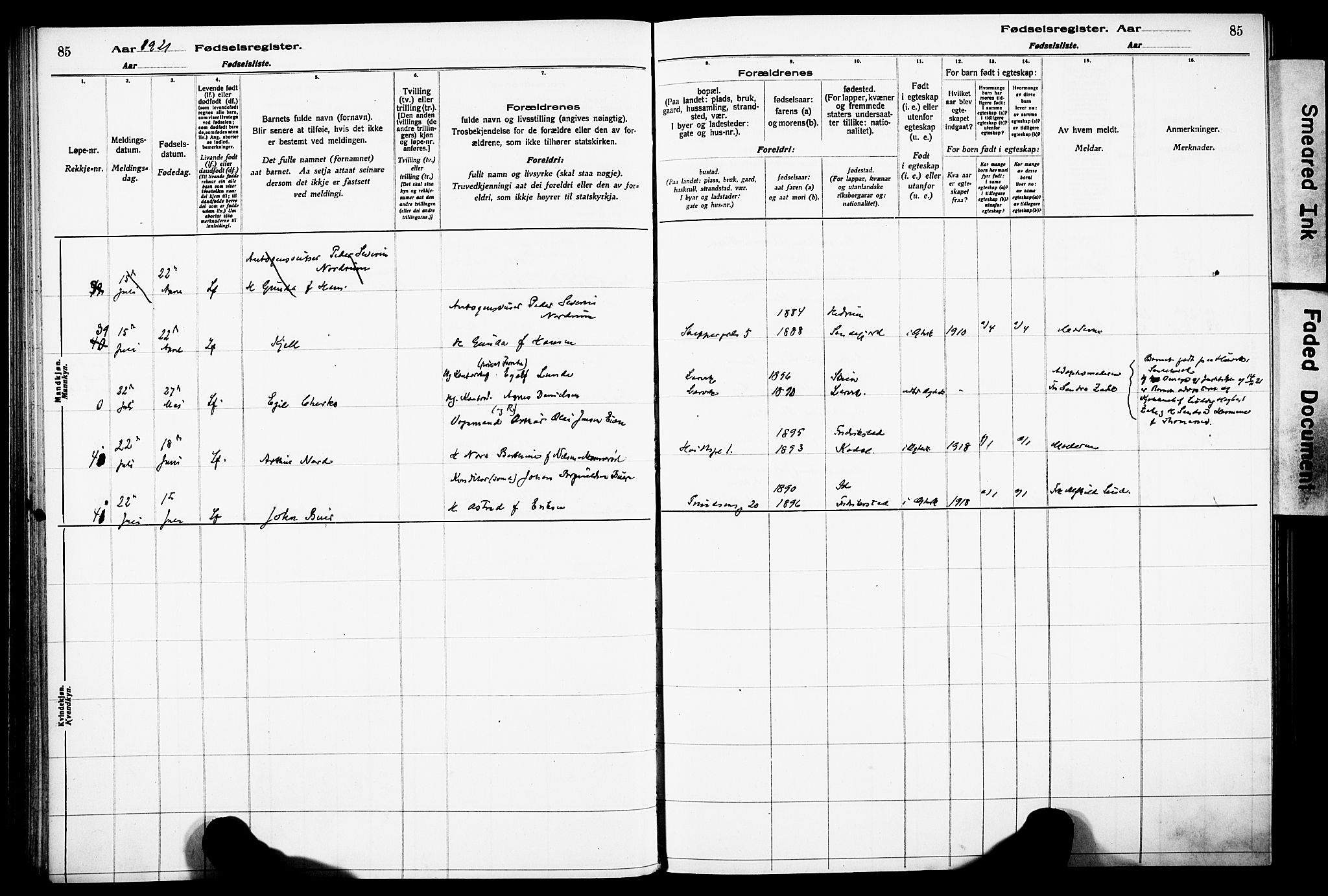 Sandefjord kirkebøker, AV/SAKO-A-315/J/Ja/L0001: Fødselsregister nr. 1, 1916-1932, s. 85