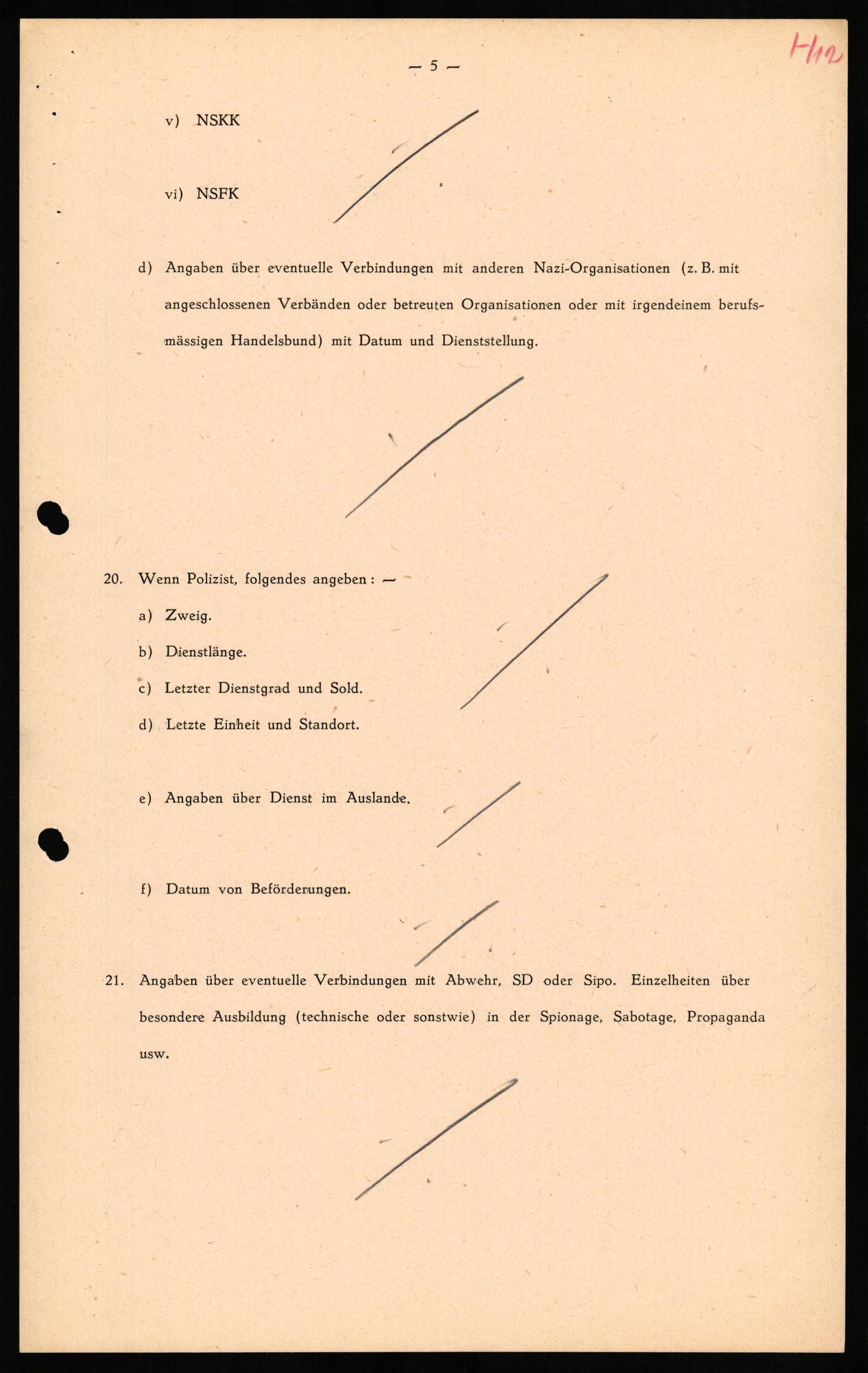 Forsvaret, Forsvarets overkommando II, AV/RA-RAFA-3915/D/Db/L0012: CI Questionaires. Tyske okkupasjonsstyrker i Norge. Tyskere., 1945-1946, s. 6