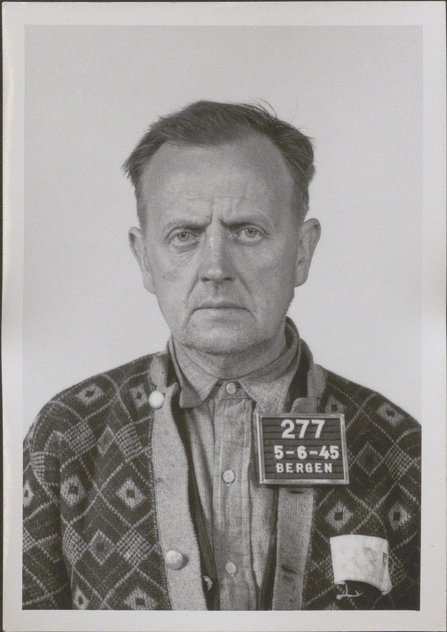 Bergen politikammer / politidistrikt, SAB/A-60401/Y/Yc/Ycd/L0004: Personfoto - landsvikere etc, 1945-1947, s. 255