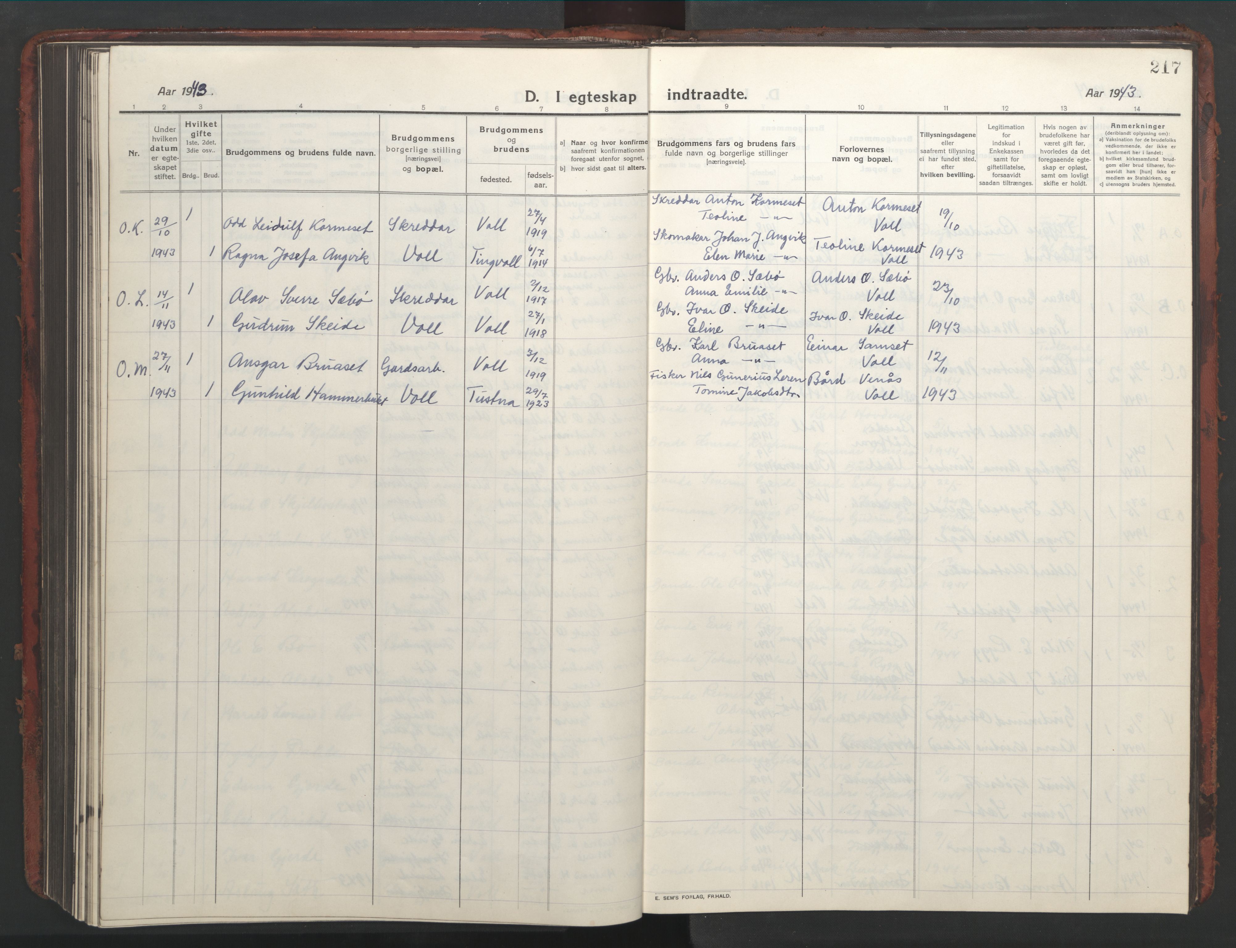 Ministerialprotokoller, klokkerbøker og fødselsregistre - Møre og Romsdal, AV/SAT-A-1454/543/L0565: Klokkerbok nr. 543C03, 1916-1955, s. 217