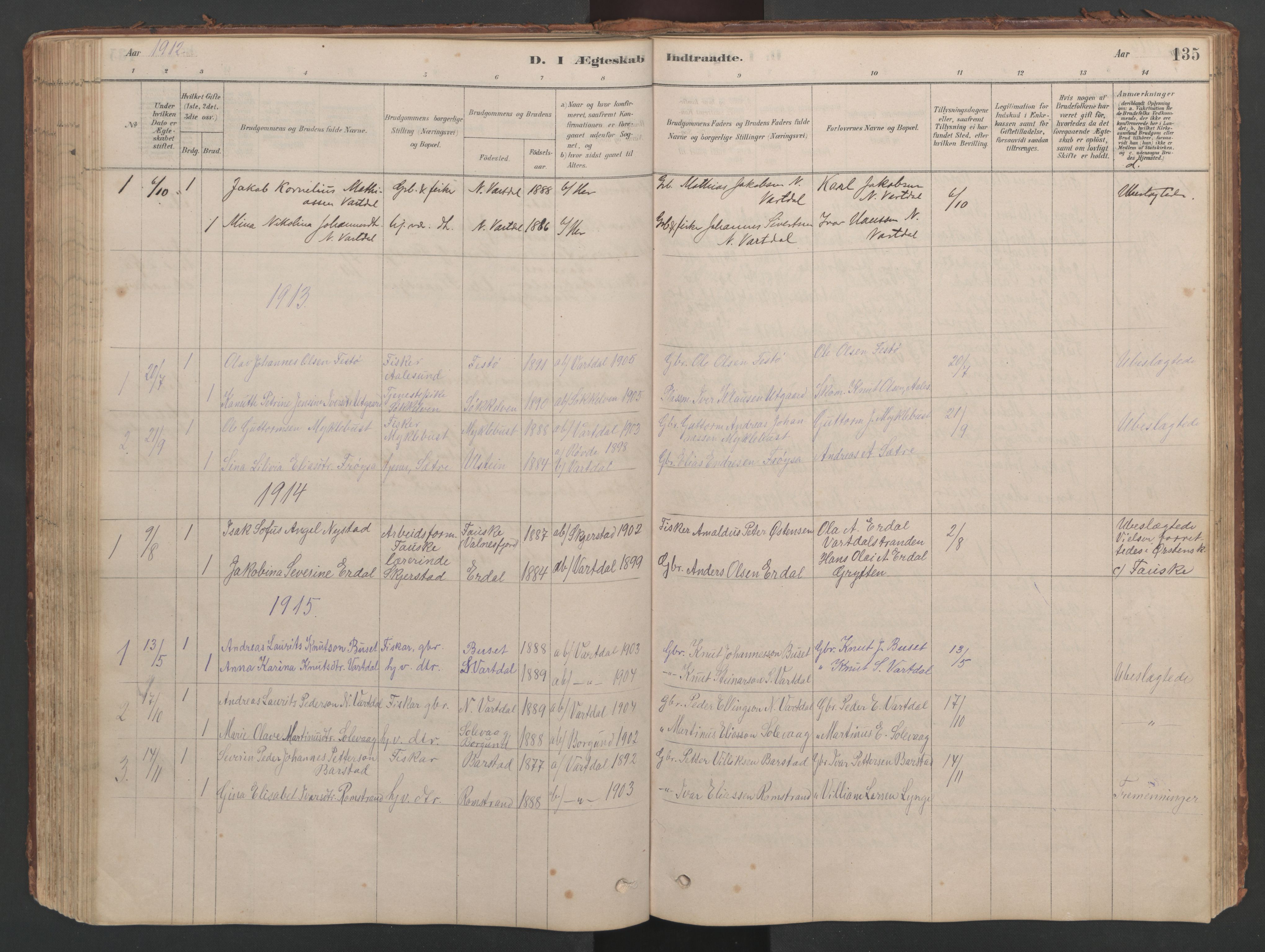 Ministerialprotokoller, klokkerbøker og fødselsregistre - Møre og Romsdal, SAT/A-1454/514/L0201: Klokkerbok nr. 514C01, 1878-1919, s. 135