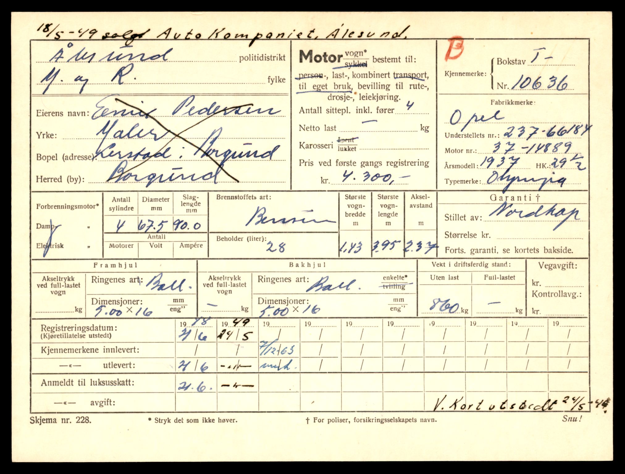 Møre og Romsdal vegkontor - Ålesund trafikkstasjon, AV/SAT-A-4099/F/Fe/L0022: Registreringskort for kjøretøy T 10584 - T 10694, 1927-1998, s. 1611