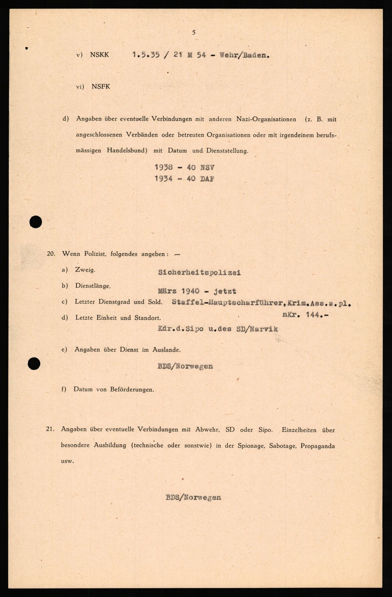 Forsvaret, Forsvarets overkommando II, RA/RAFA-3915/D/Db/L0029: CI Questionaires. Tyske okkupasjonsstyrker i Norge. Tyskere., 1945-1946, s. 137