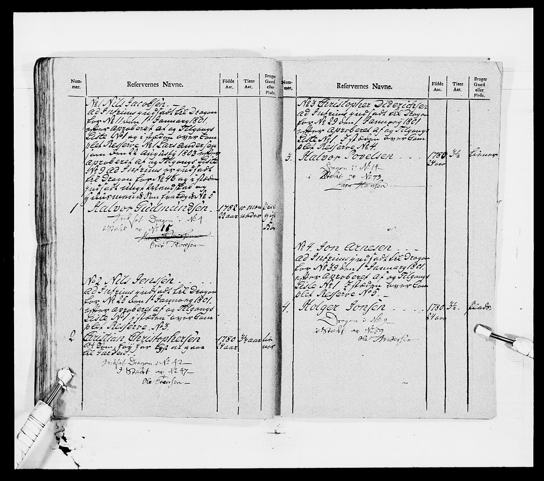 Generalitets- og kommissariatskollegiet, Det kongelige norske kommissariatskollegium, AV/RA-EA-5420/E/Eh/L0007: Akershusiske dragonregiment, 1800-1804, s. 557