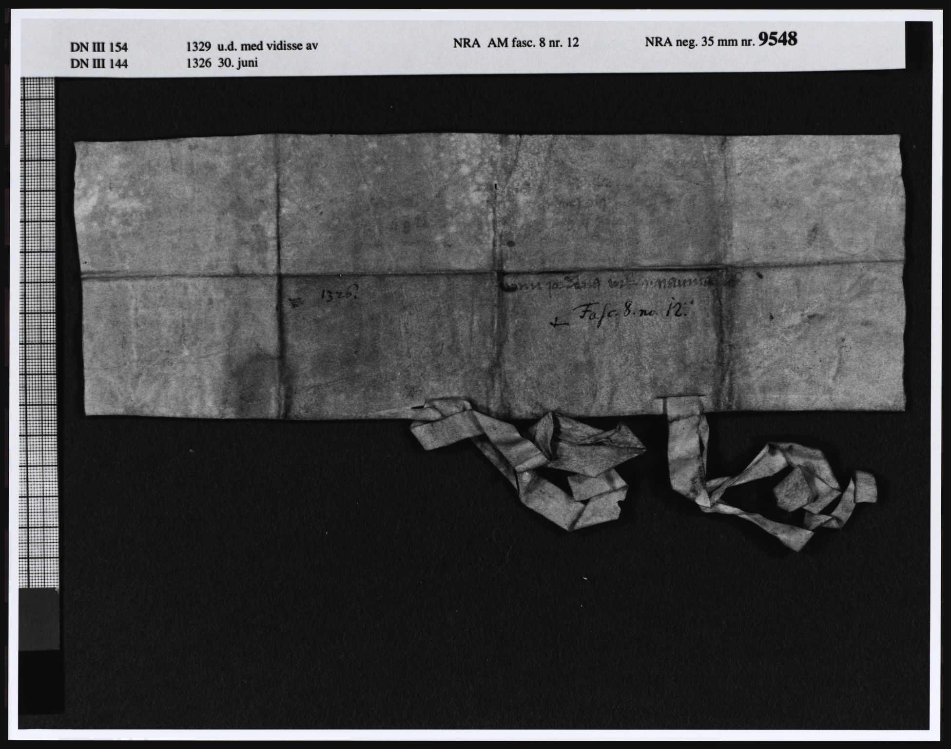 Riksarkivets diplomsamling, AV/RA-EA-5965/F05/L0029: NRA AM fasc. 8 nr. 8 - fasc. 9 nr. 3, 1327-1333, s. 25