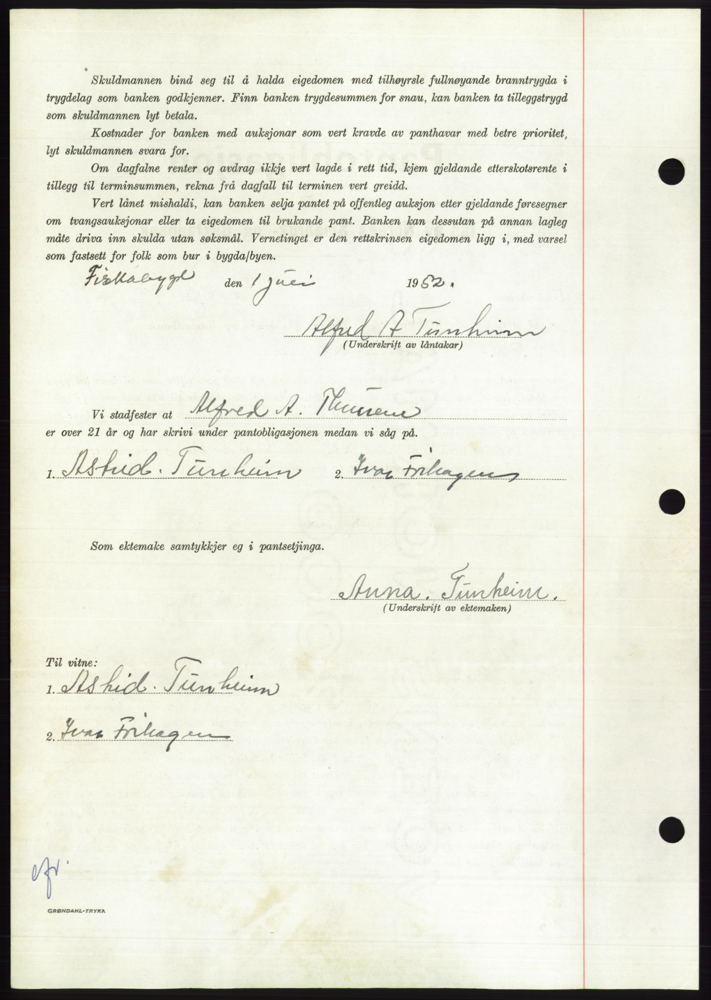 Søre Sunnmøre sorenskriveri, AV/SAT-A-4122/1/2/2C/L0121: Pantebok nr. 9B, 1951-1952, Dagboknr: 1330/1952