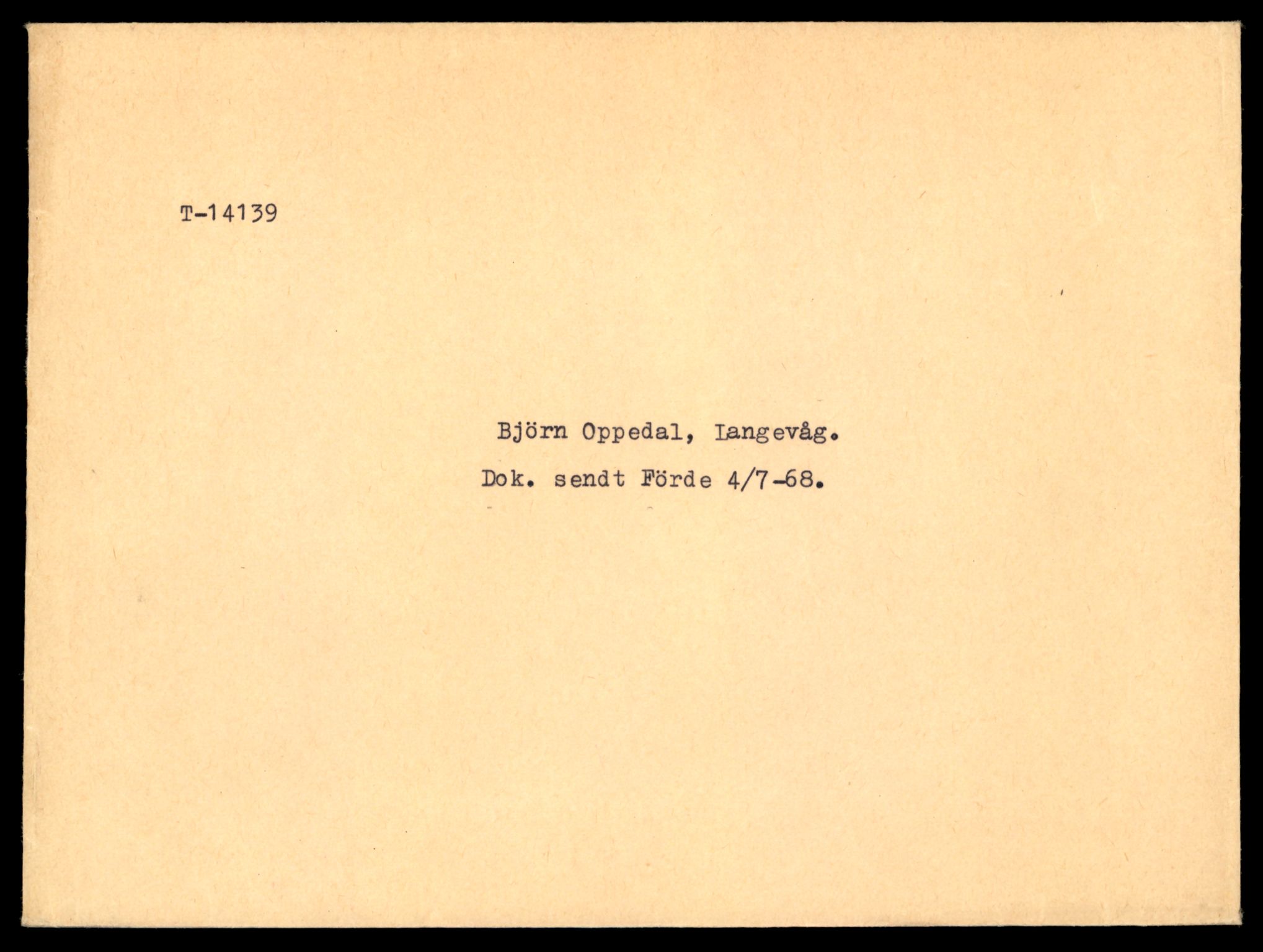 Møre og Romsdal vegkontor - Ålesund trafikkstasjon, AV/SAT-A-4099/F/Fe/L0043: Registreringskort for kjøretøy T 14080 - T 14204, 1927-1998, s. 1479