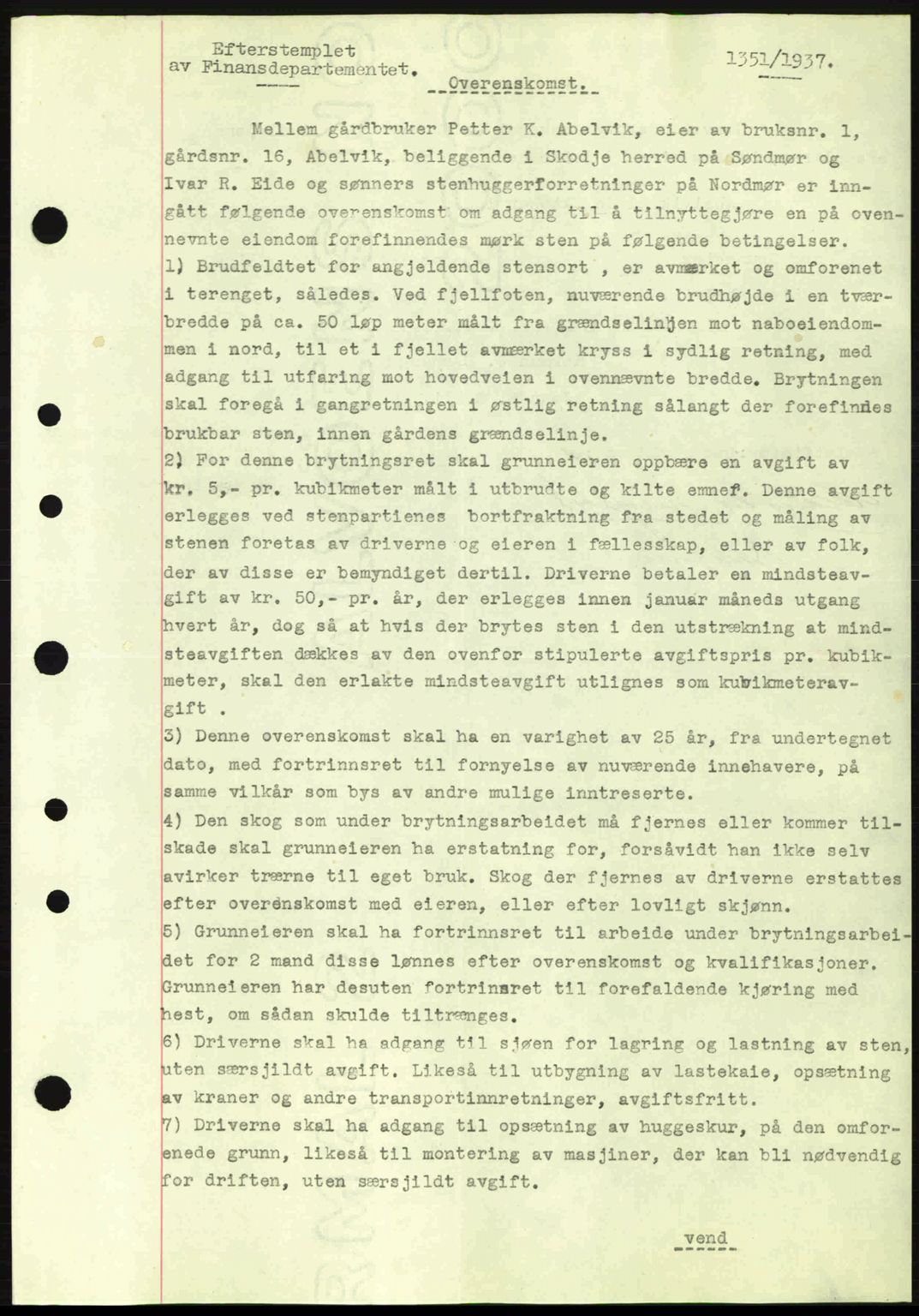 Nordre Sunnmøre sorenskriveri, SAT/A-0006/1/2/2C/2Ca: Pantebok nr. A3, 1937-1937, Dagboknr: 1351/1937