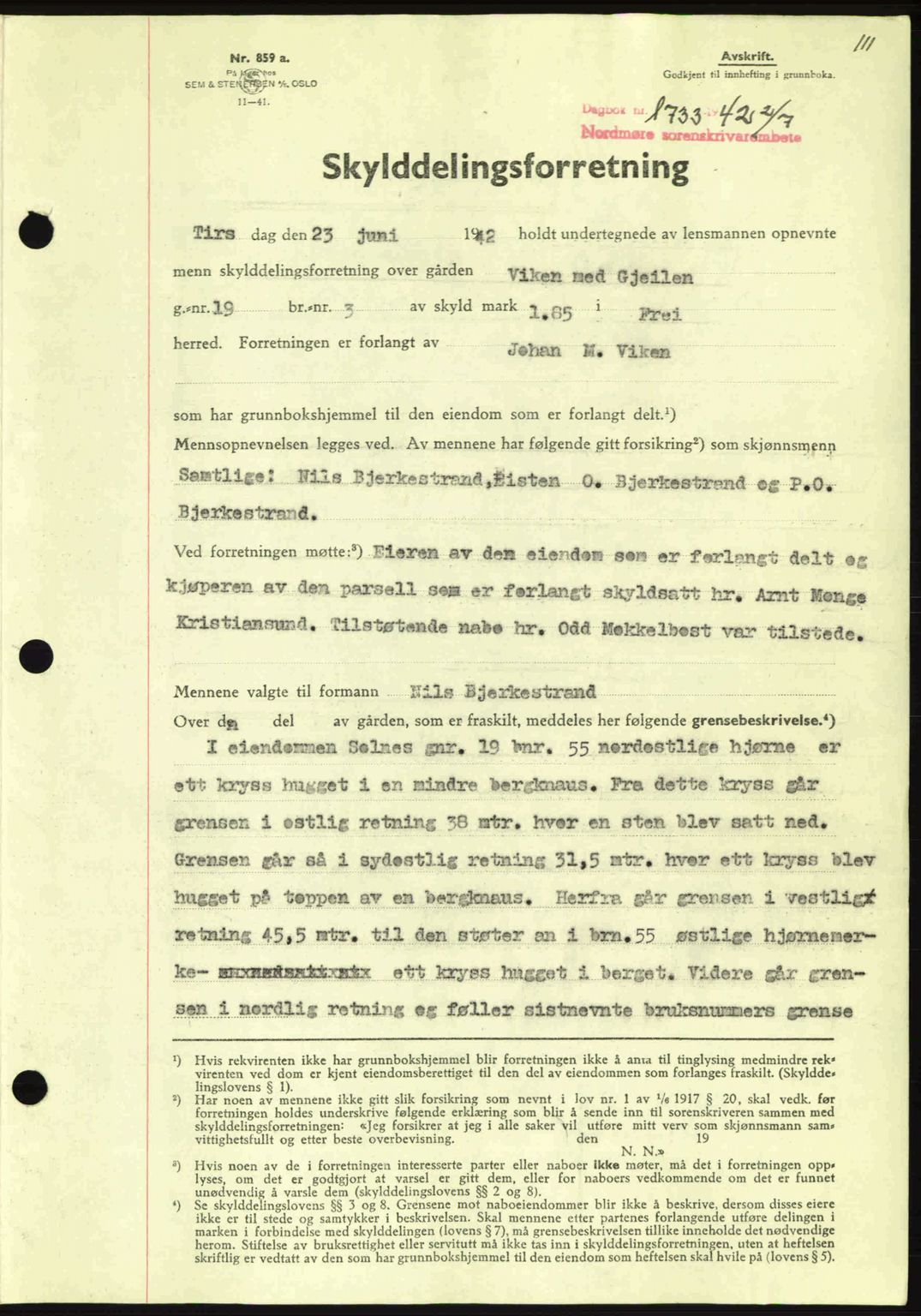 Nordmøre sorenskriveri, SAT/A-4132/1/2/2Ca: Pantebok nr. A93, 1942-1942, Dagboknr: 1733/1942