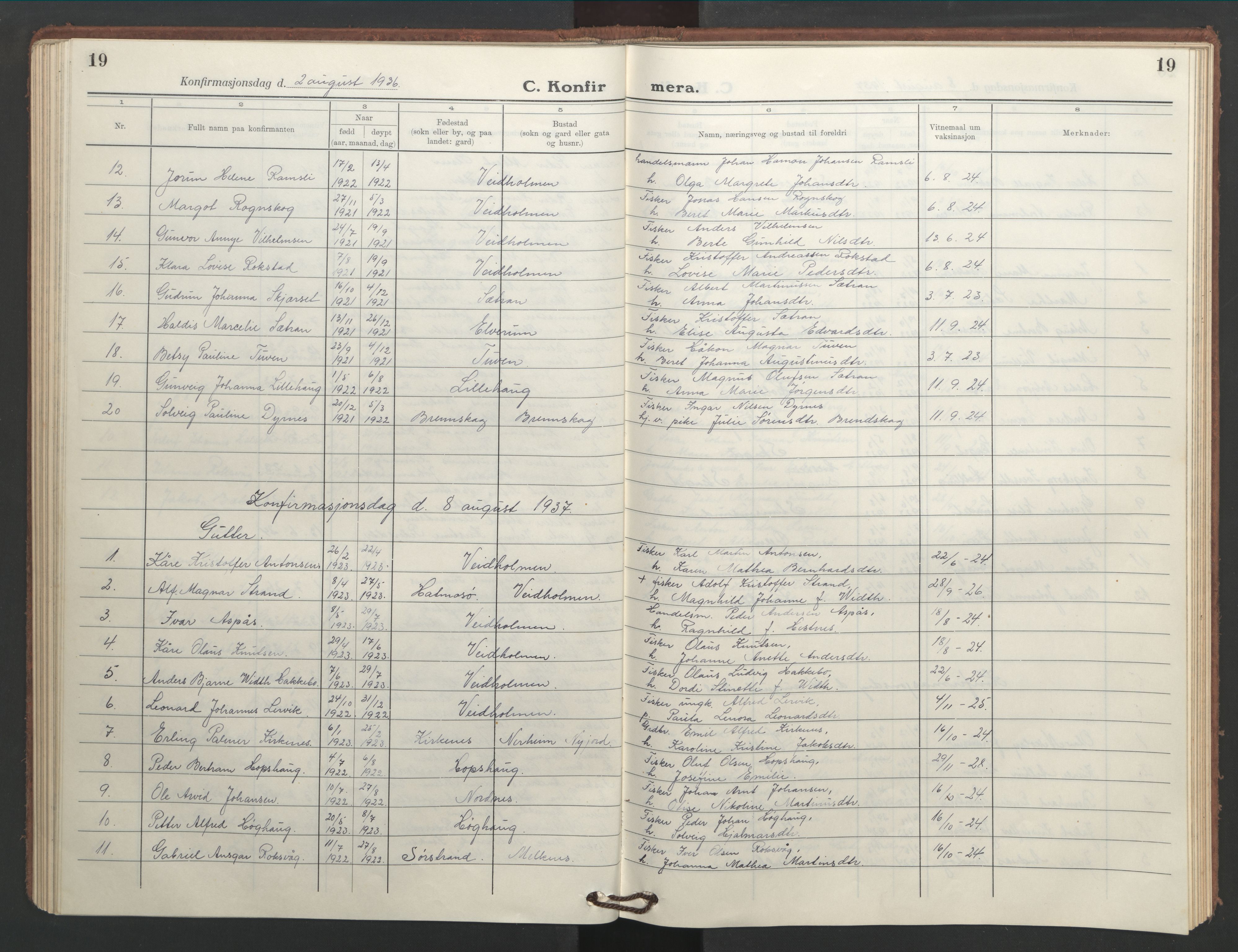 Ministerialprotokoller, klokkerbøker og fødselsregistre - Møre og Romsdal, SAT/A-1454/583/L0957: Klokkerbok nr. 583C02, 1926-1947, s. 19