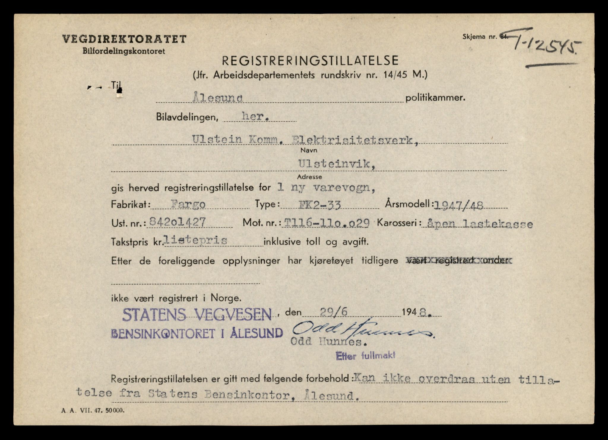 Møre og Romsdal vegkontor - Ålesund trafikkstasjon, AV/SAT-A-4099/F/Fe/L0034: Registreringskort for kjøretøy T 12500 - T 12652, 1927-1998, s. 824