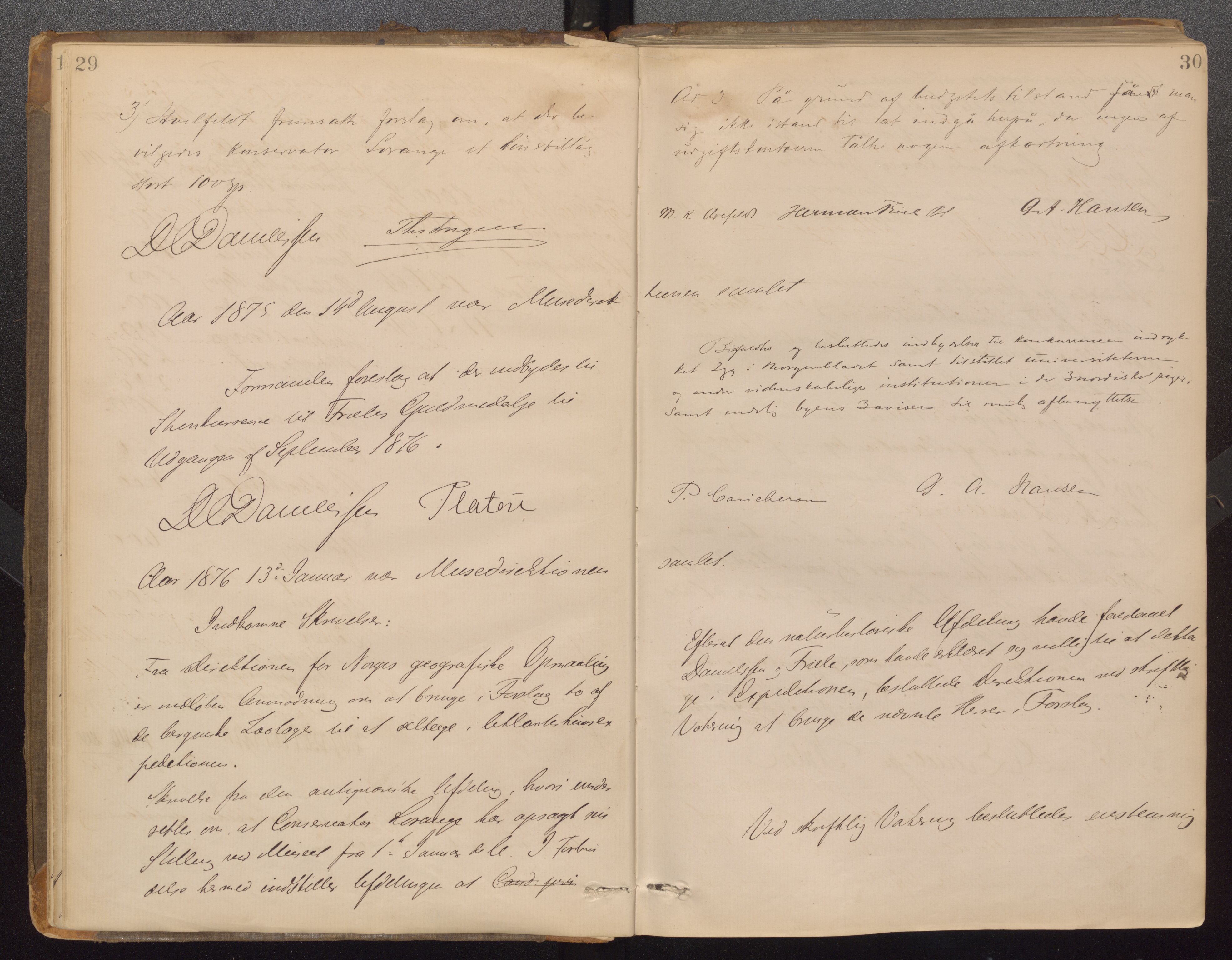 Bergens Museum, UMB/A007/A/Aa/L0007: Forhandlingsprotokoll , 1872-1906, s. 29,30