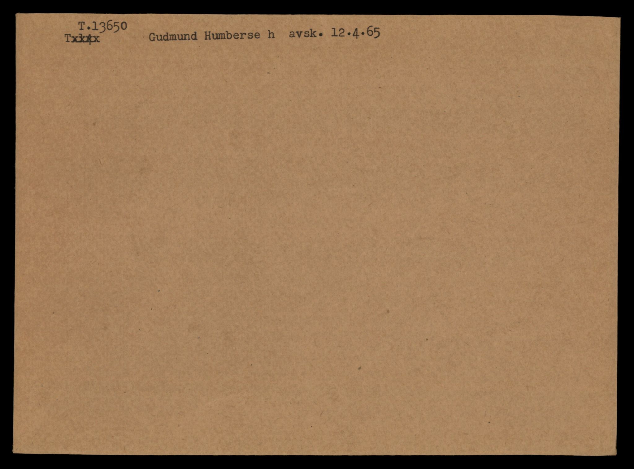 Møre og Romsdal vegkontor - Ålesund trafikkstasjon, AV/SAT-A-4099/F/Fe/L0040: Registreringskort for kjøretøy T 13531 - T 13709, 1927-1998, s. 2121