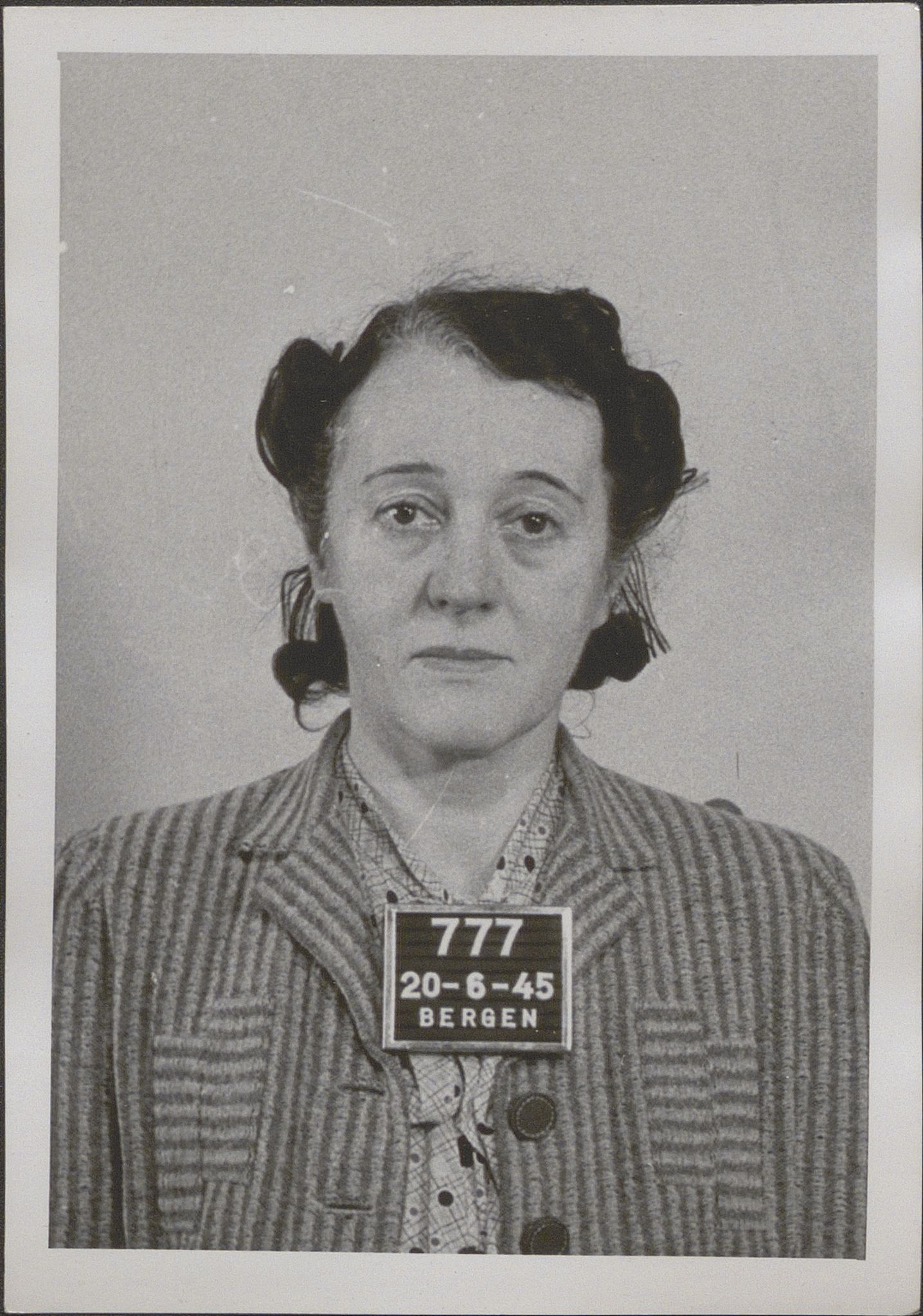 Bergen politikammer / politidistrikt, SAB/A-60401/Y/Yc/Ycd/L0004: Personfoto - landsvikere etc, 1945-1947, s. 729