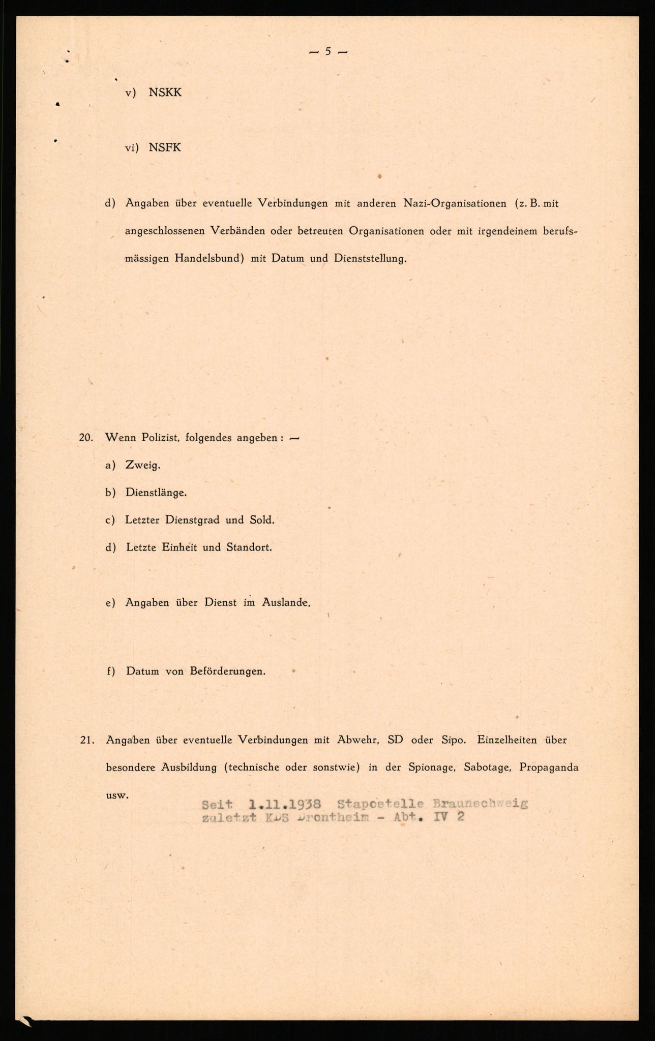Forsvaret, Forsvarets overkommando II, AV/RA-RAFA-3915/D/Db/L0037: CI Questionaires. Tyske okkupasjonsstyrker i Norge. Tyskere., 1945-1946, s. 365