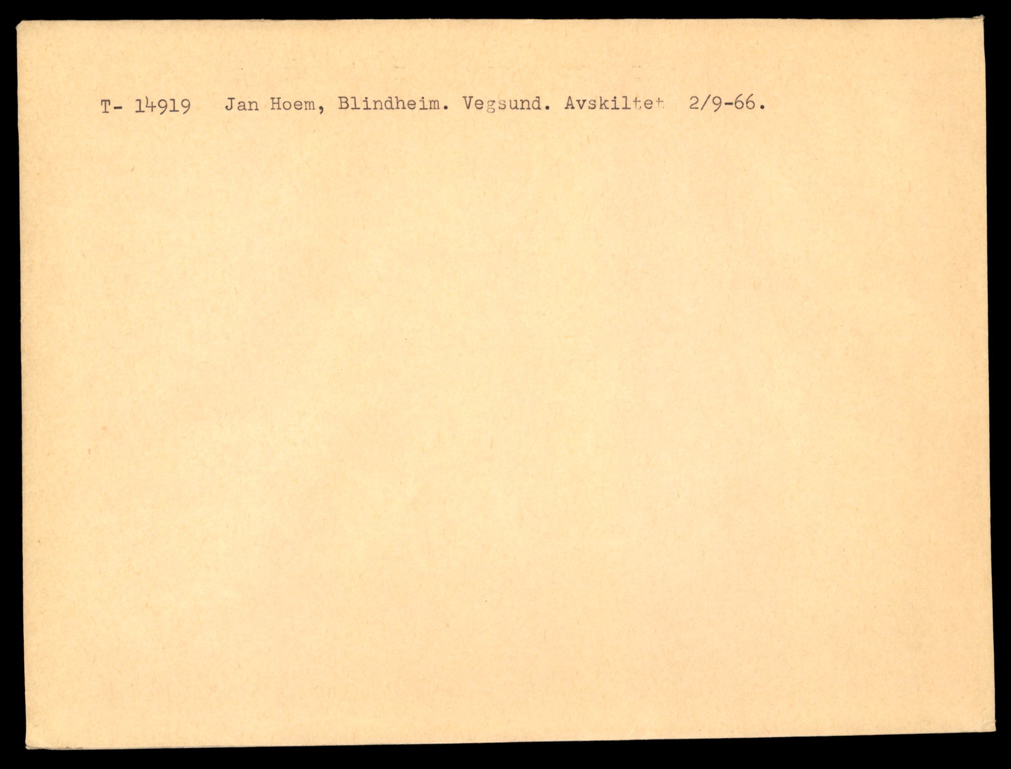 Møre og Romsdal vegkontor - Ålesund trafikkstasjon, AV/SAT-A-4099/F/Fe/L0049: Registreringskort for kjøretøy T 14864 - T 18613, 1927-1998, s. 1249