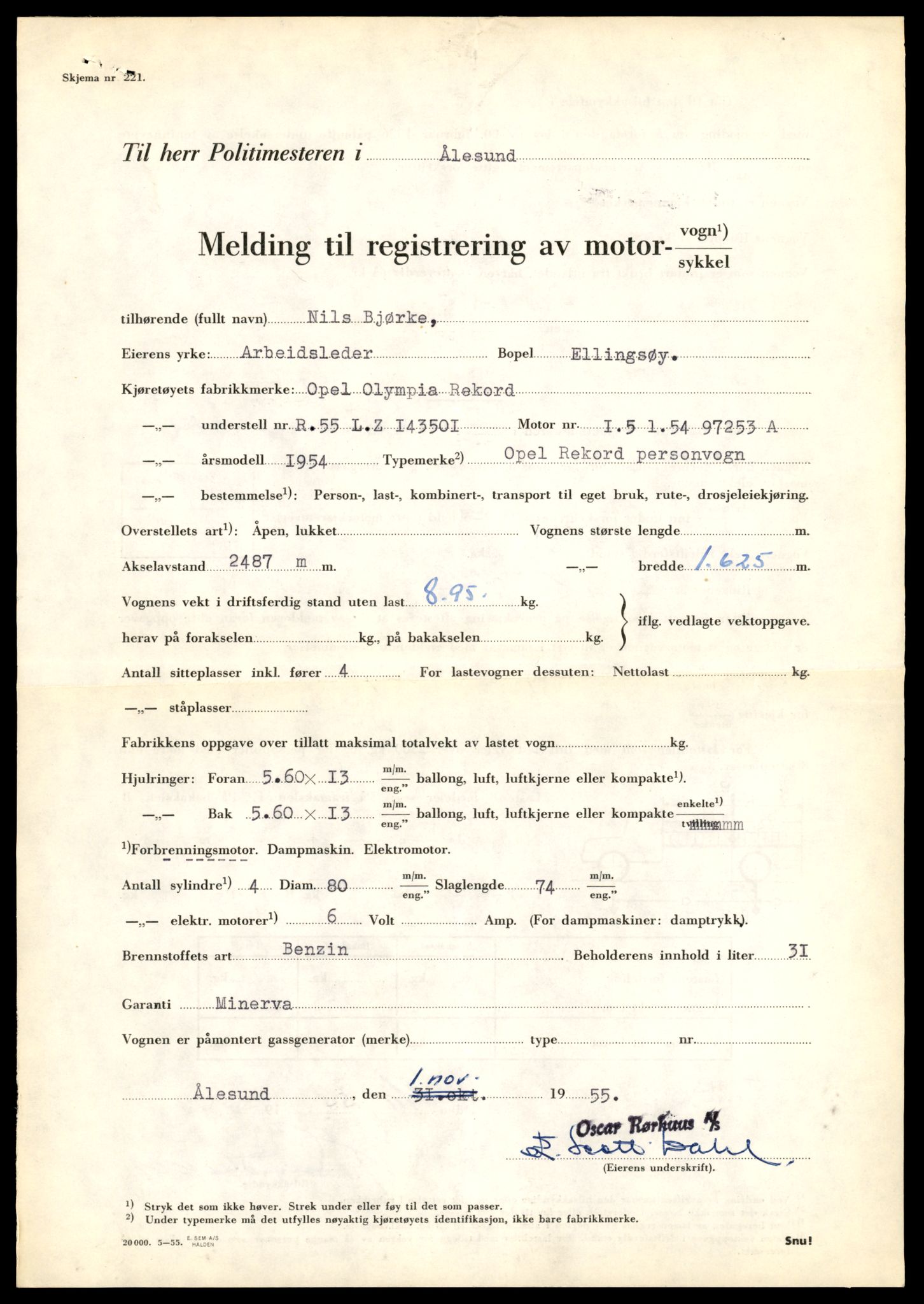 Møre og Romsdal vegkontor - Ålesund trafikkstasjon, AV/SAT-A-4099/F/Fe/L0049: Registreringskort for kjøretøy T 14864 - T 18613, 1927-1998, s. 1757