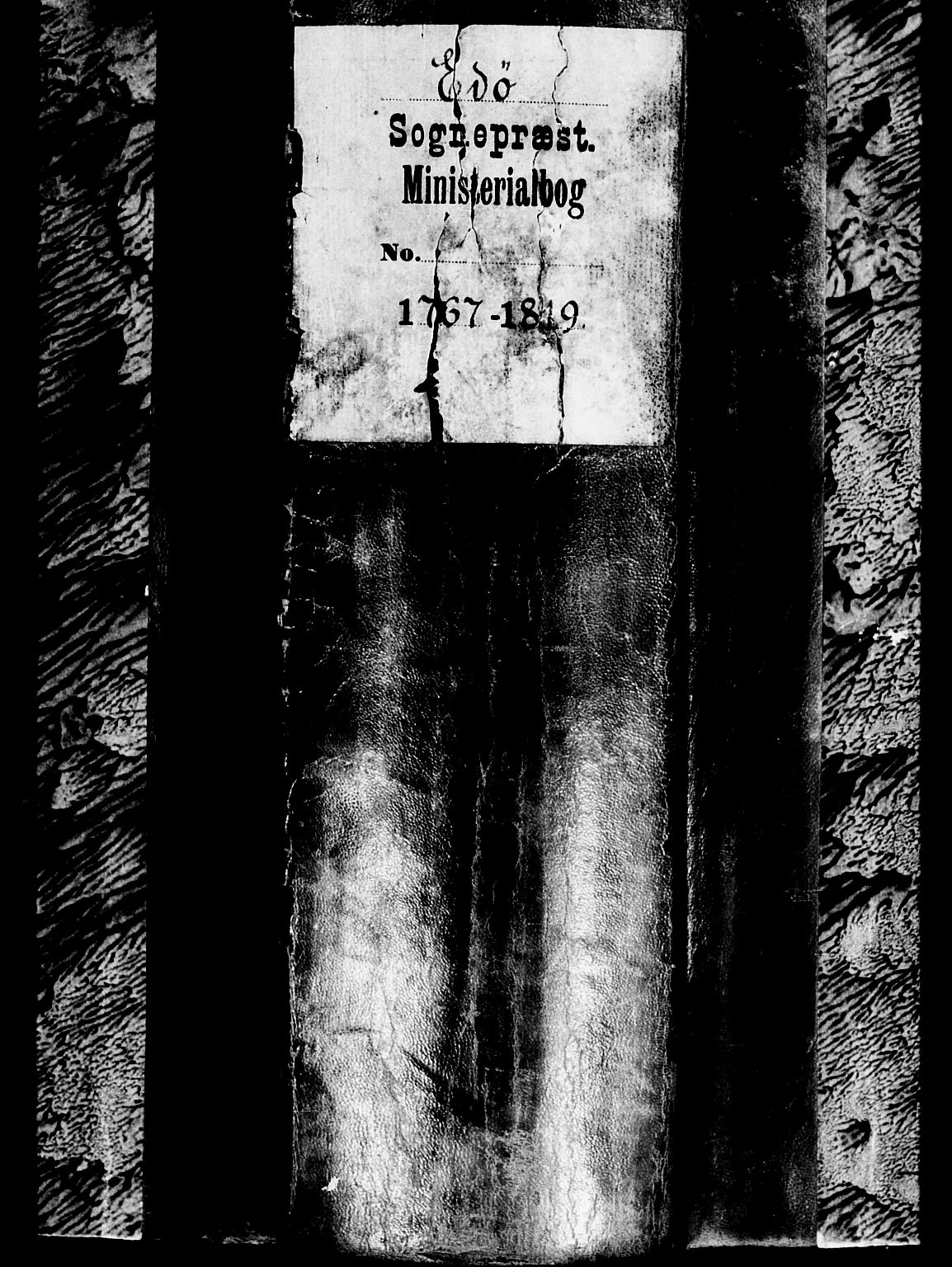 Ministerialprotokoller, klokkerbøker og fødselsregistre - Møre og Romsdal, AV/SAT-A-1454/581/L0932: Ministerialbok nr. 581A02, 1767-1823