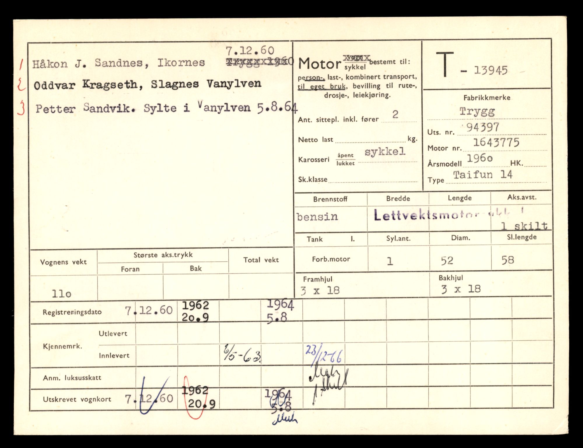 Møre og Romsdal vegkontor - Ålesund trafikkstasjon, AV/SAT-A-4099/F/Fe/L0042: Registreringskort for kjøretøy T 13906 - T 14079, 1927-1998, s. 670