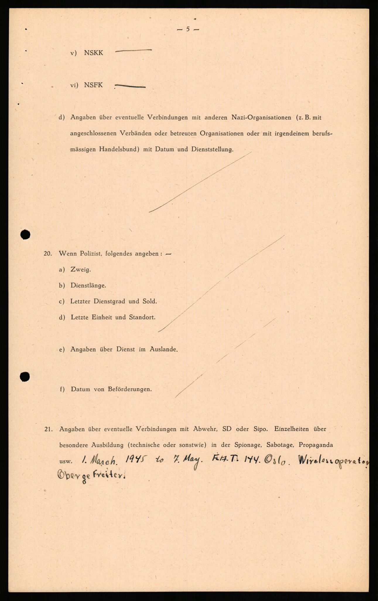 Forsvaret, Forsvarets overkommando II, RA/RAFA-3915/D/Db/L0021: CI Questionaires. Tyske okkupasjonsstyrker i Norge. Tyskere., 1945-1946, s. 245