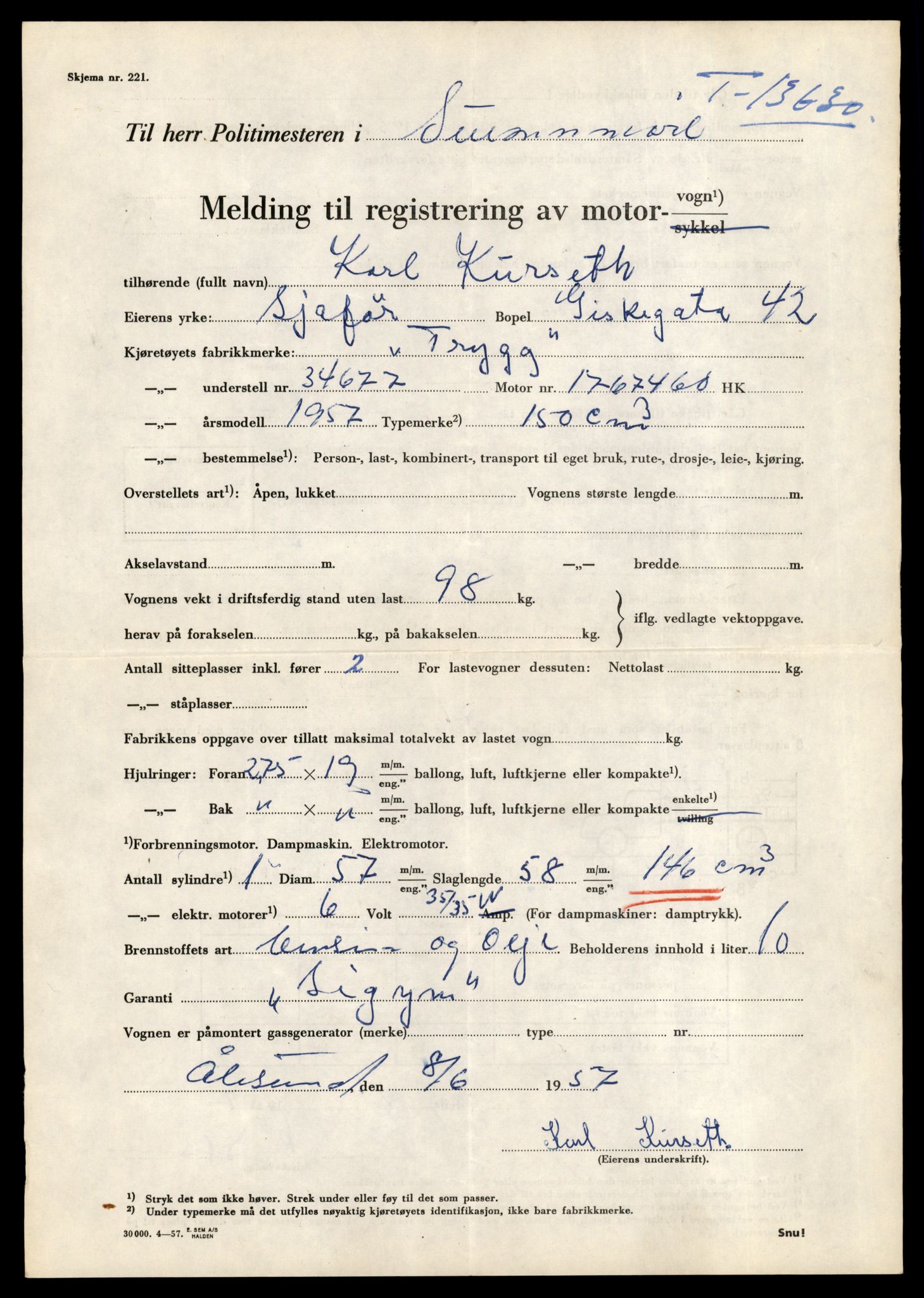 Møre og Romsdal vegkontor - Ålesund trafikkstasjon, AV/SAT-A-4099/F/Fe/L0040: Registreringskort for kjøretøy T 13531 - T 13709, 1927-1998, s. 1743