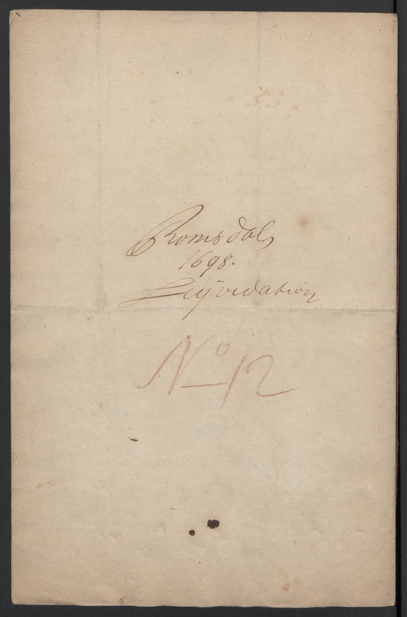 Rentekammeret inntil 1814, Reviderte regnskaper, Fogderegnskap, RA/EA-4092/R55/L3653: Fogderegnskap Romsdal, 1697-1698, s. 241