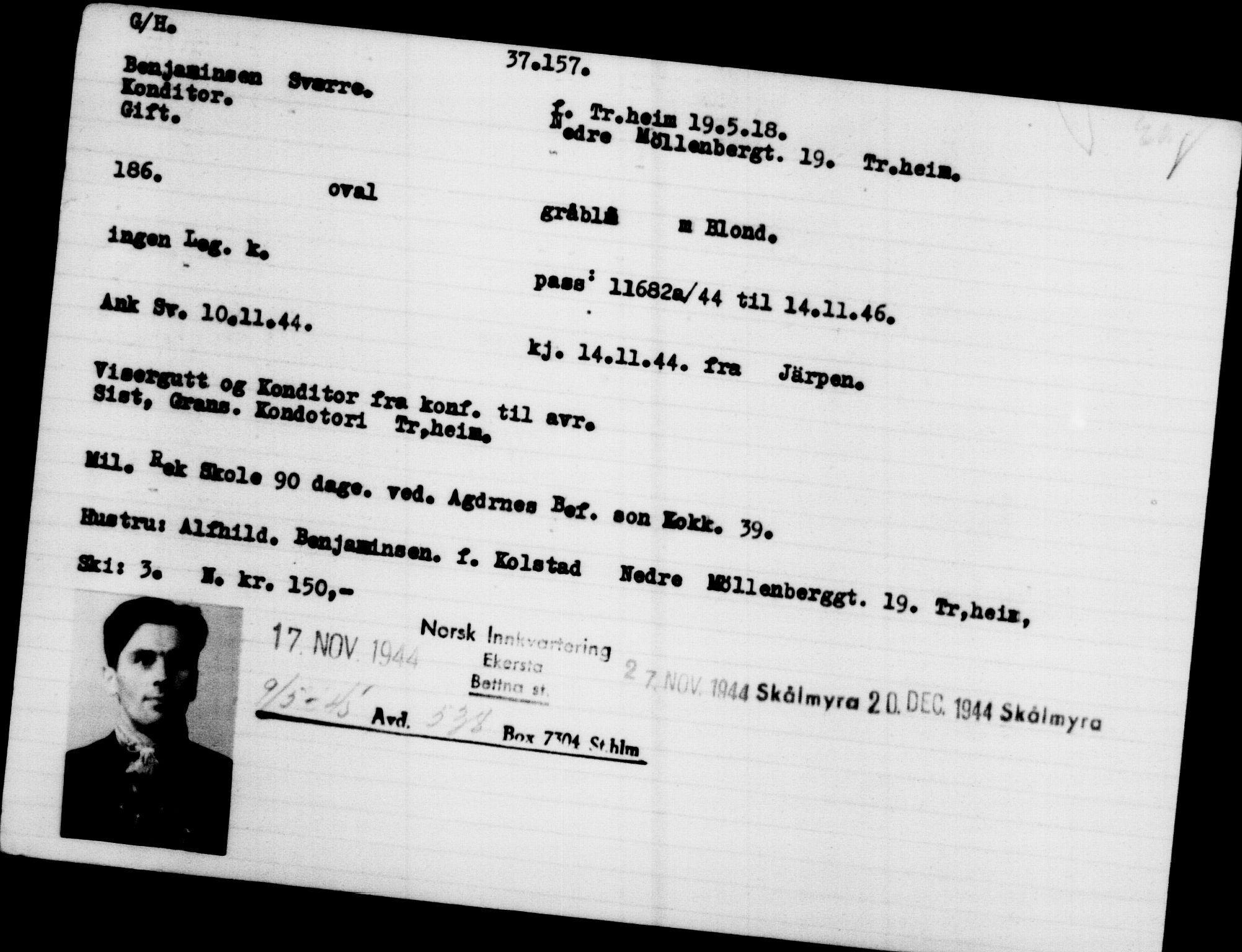 Utenriksstasjonene, Legasjonen i Stockholm, Flyktningkontoret, AV/RA-S-6753/V/Va/L0014: Kjesäterkartoteket, flyktninger med registreringsnr. 34700-37855, 1940-1945, s. 2585