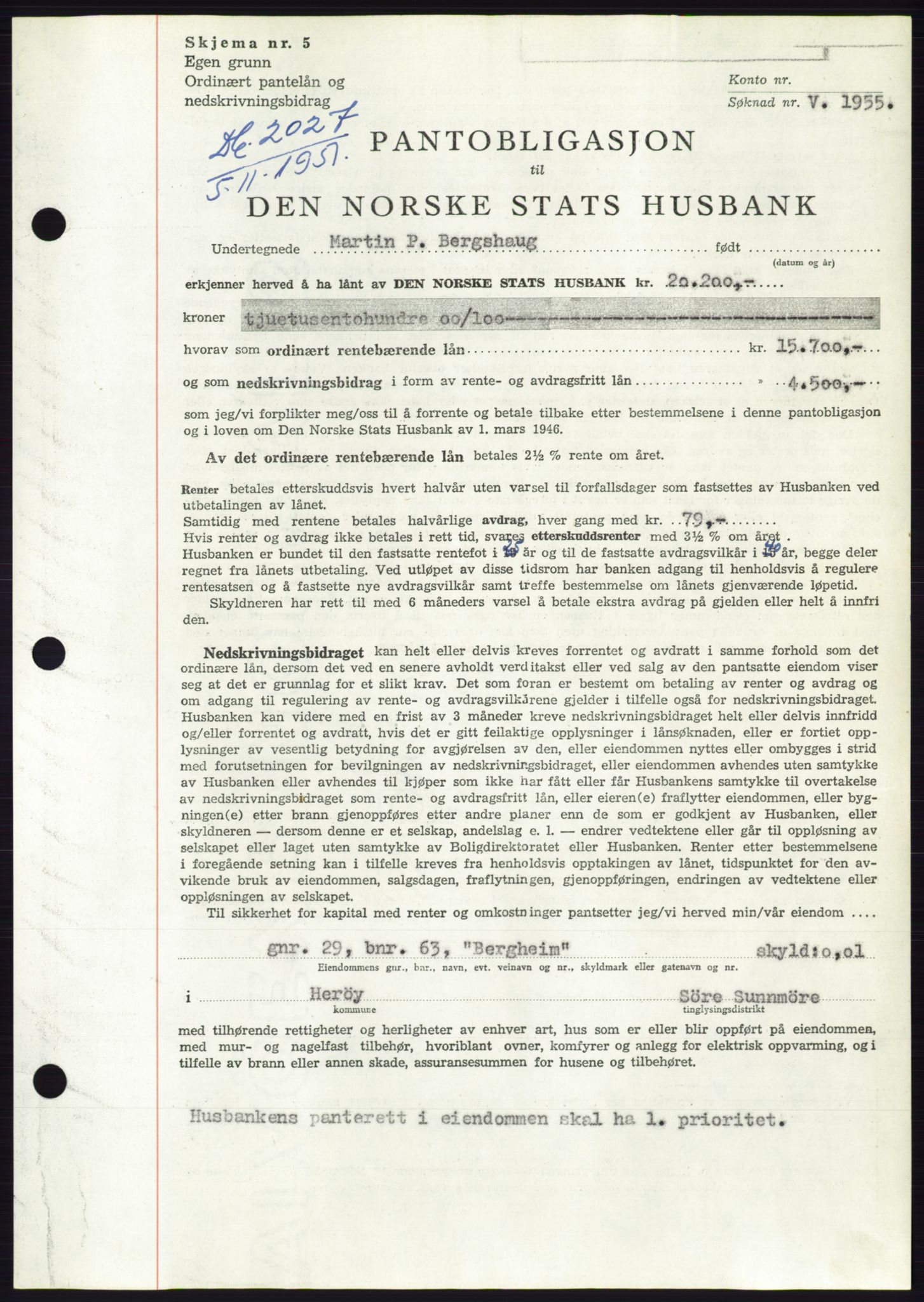 Søre Sunnmøre sorenskriveri, SAT/A-4122/1/2/2C/L0120: Pantebok nr. 8B, 1951-1951, Dagboknr: 2027/1951