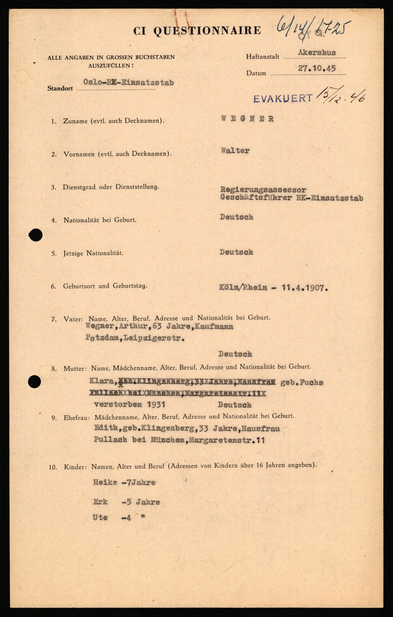 Forsvaret, Forsvarets overkommando II, RA/RAFA-3915/D/Db/L0035: CI Questionaires. Tyske okkupasjonsstyrker i Norge. Tyskere., 1945-1946, s. 99