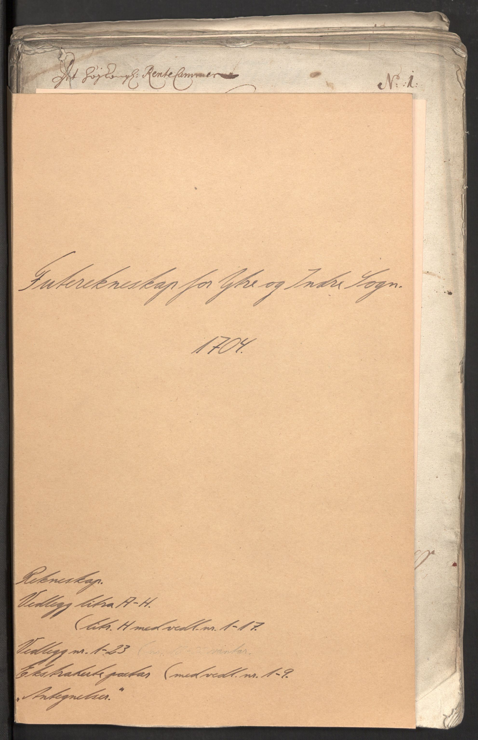 Rentekammeret inntil 1814, Reviderte regnskaper, Fogderegnskap, AV/RA-EA-4092/R52/L3313: Fogderegnskap Sogn, 1703-1704, s. 267