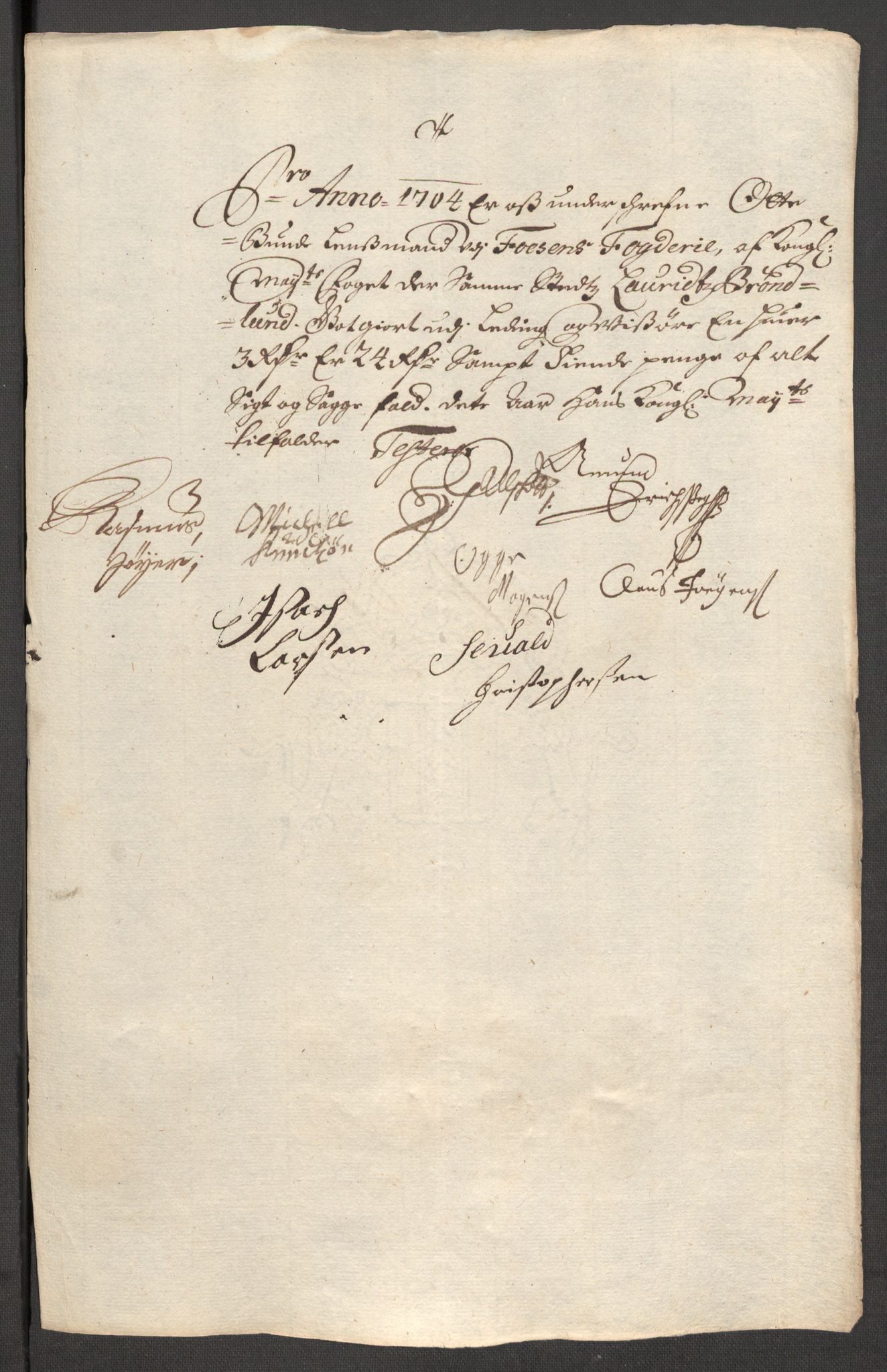 Rentekammeret inntil 1814, Reviderte regnskaper, Fogderegnskap, AV/RA-EA-4092/R57/L3856: Fogderegnskap Fosen, 1704-1705, s. 177